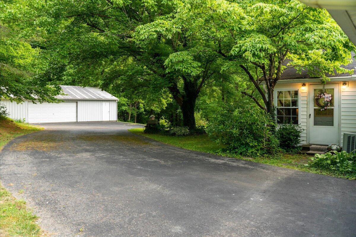4475 Campton Road Property Photo 51