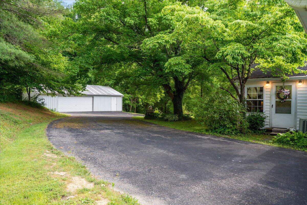 4475 Campton Road Property Photo 54