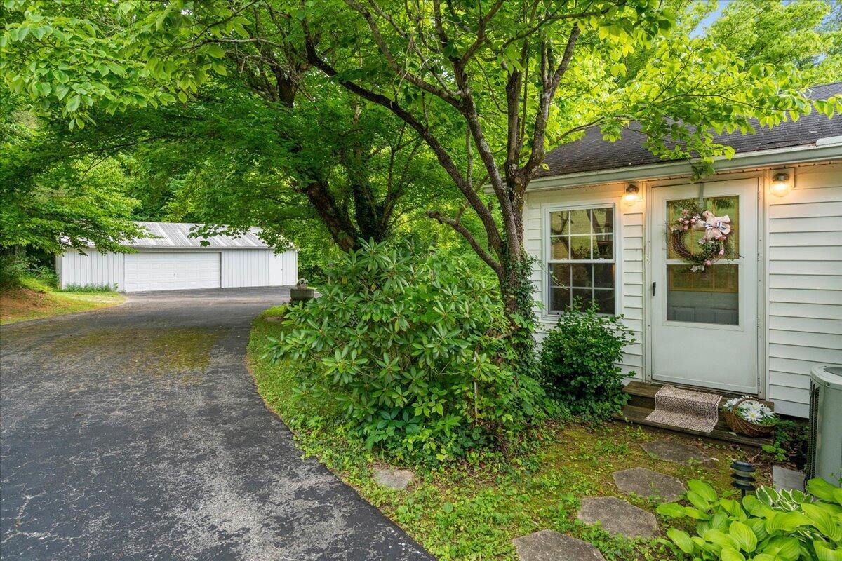 4475 Campton Road Property Photo 58
