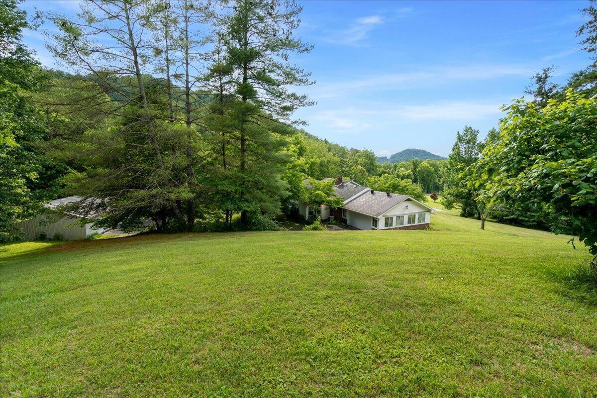 4475 Campton Road Property Photo 64