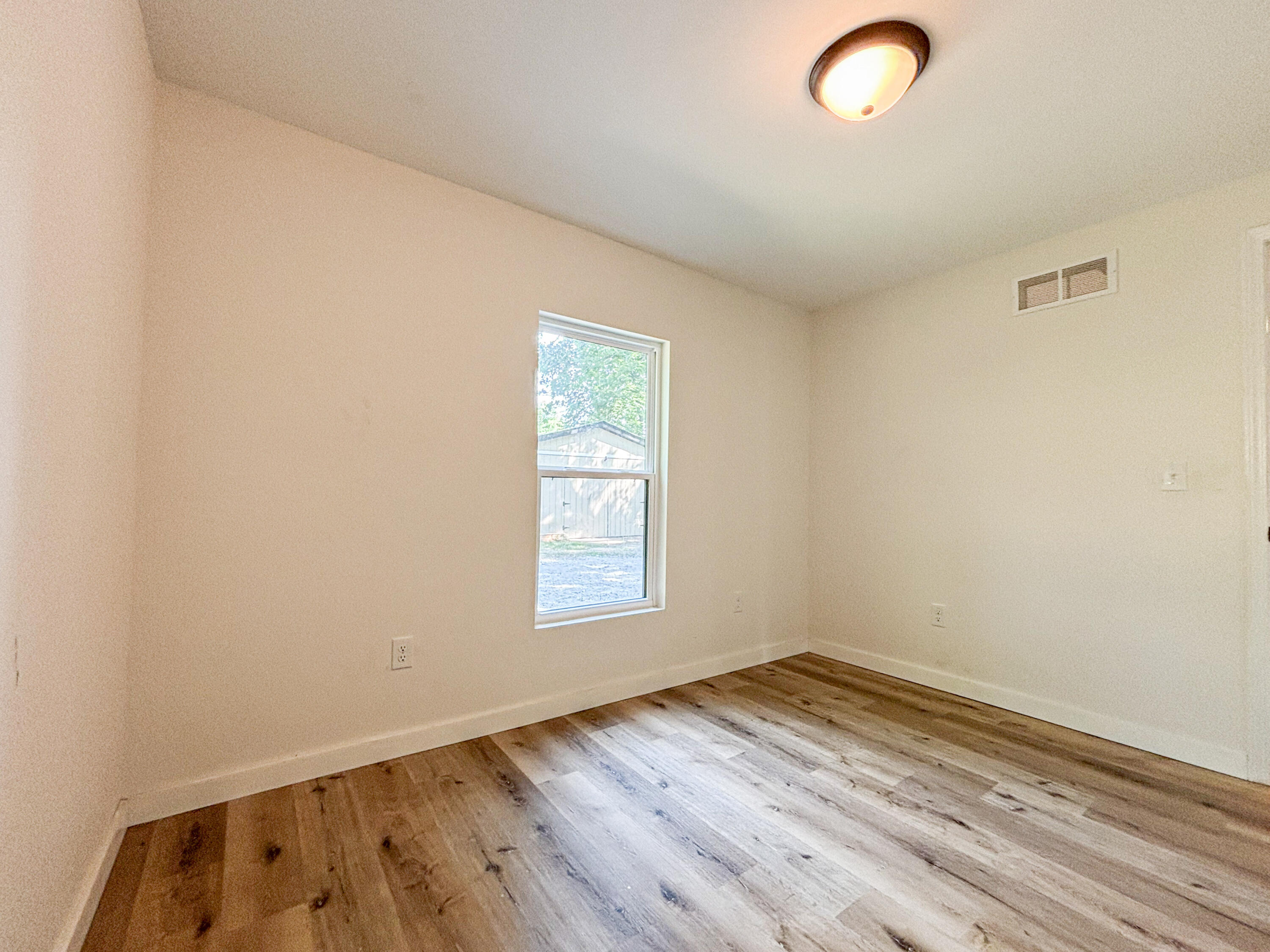 2523 Tennessee Street Property Photo 18