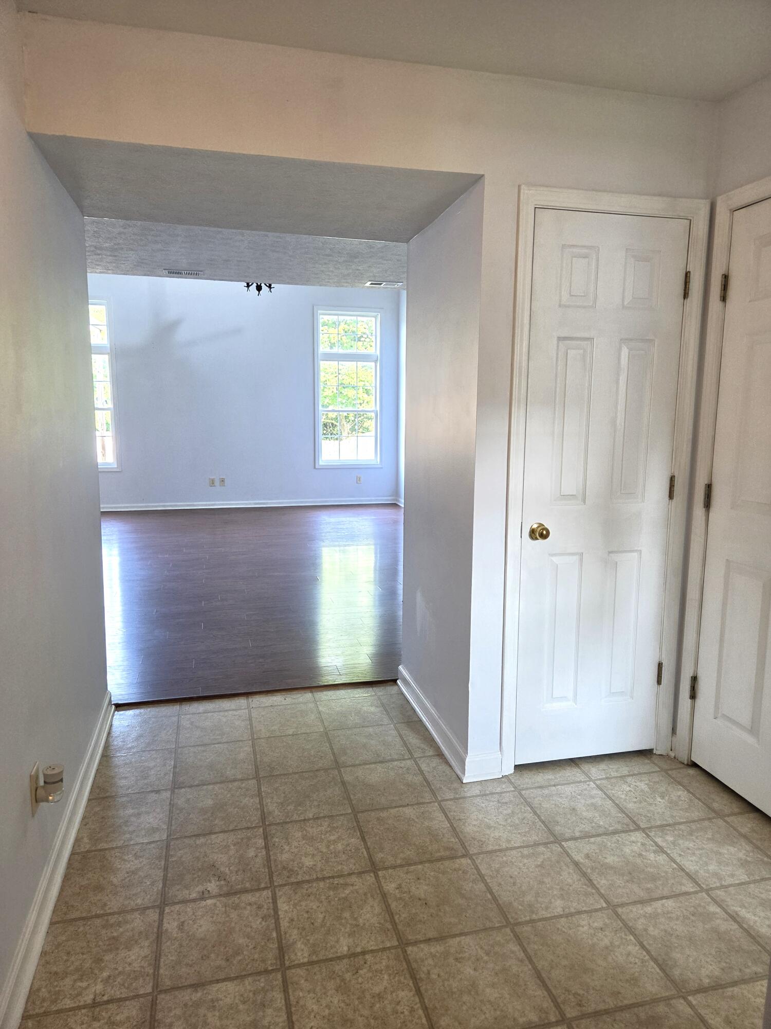 133 River Run Court Property Photo 2