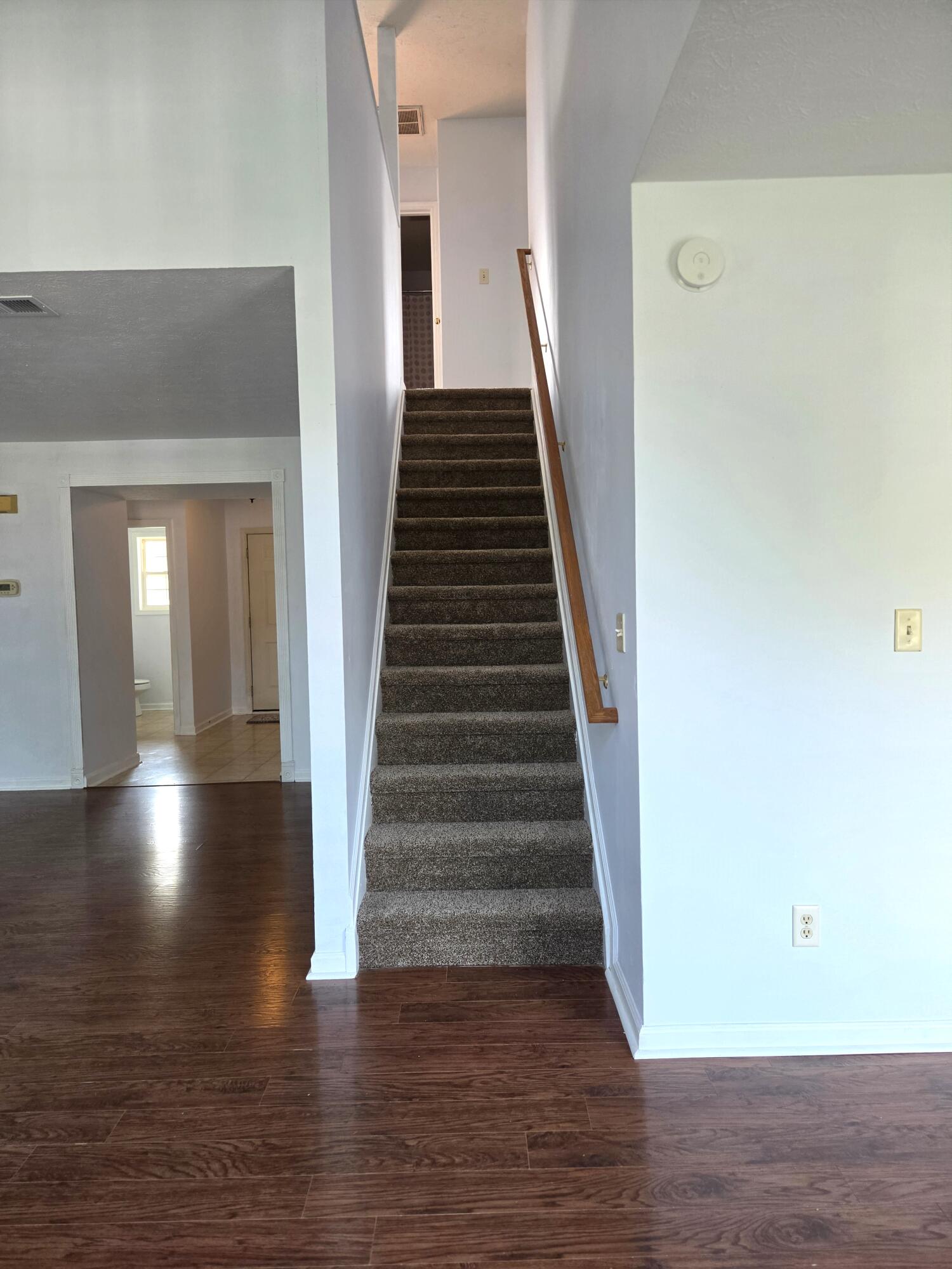 133 River Run Court Property Photo 8
