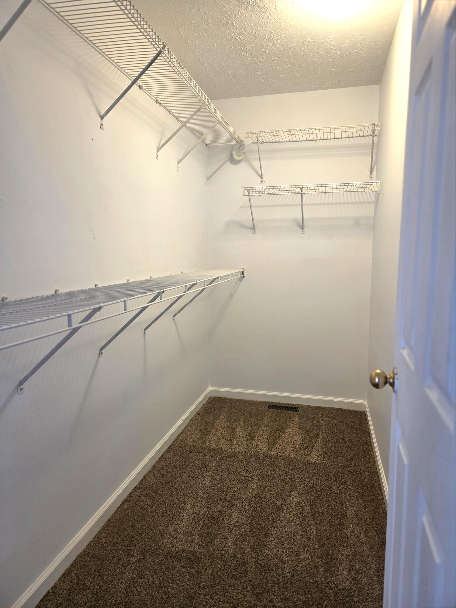 133 River Run Court Property Photo 14