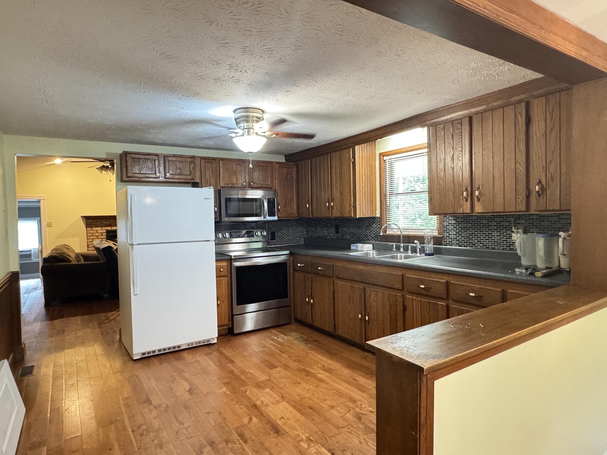 1584 Ky-3437 Property Photo 5