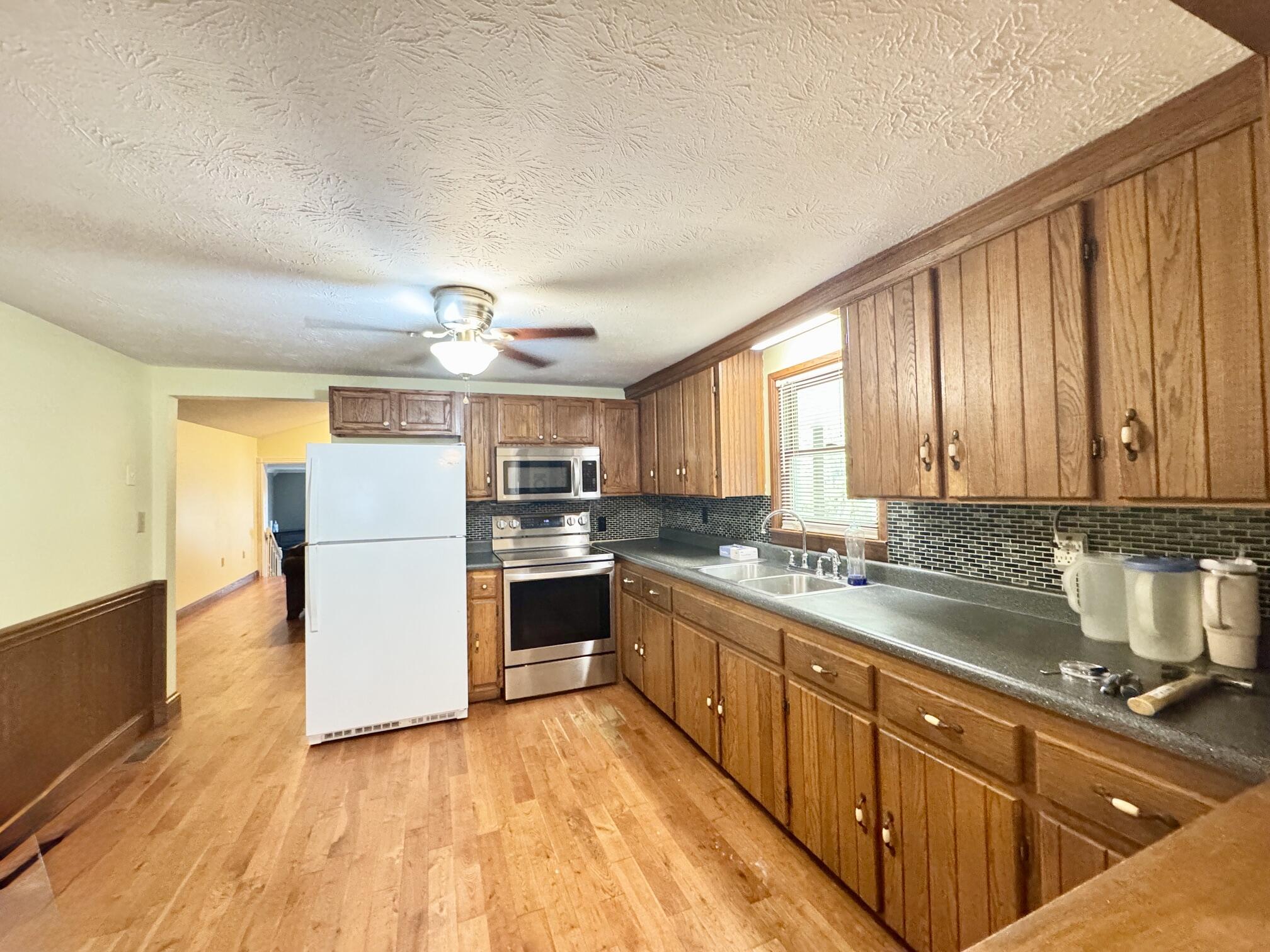 1584 Ky-3437 Property Photo 6
