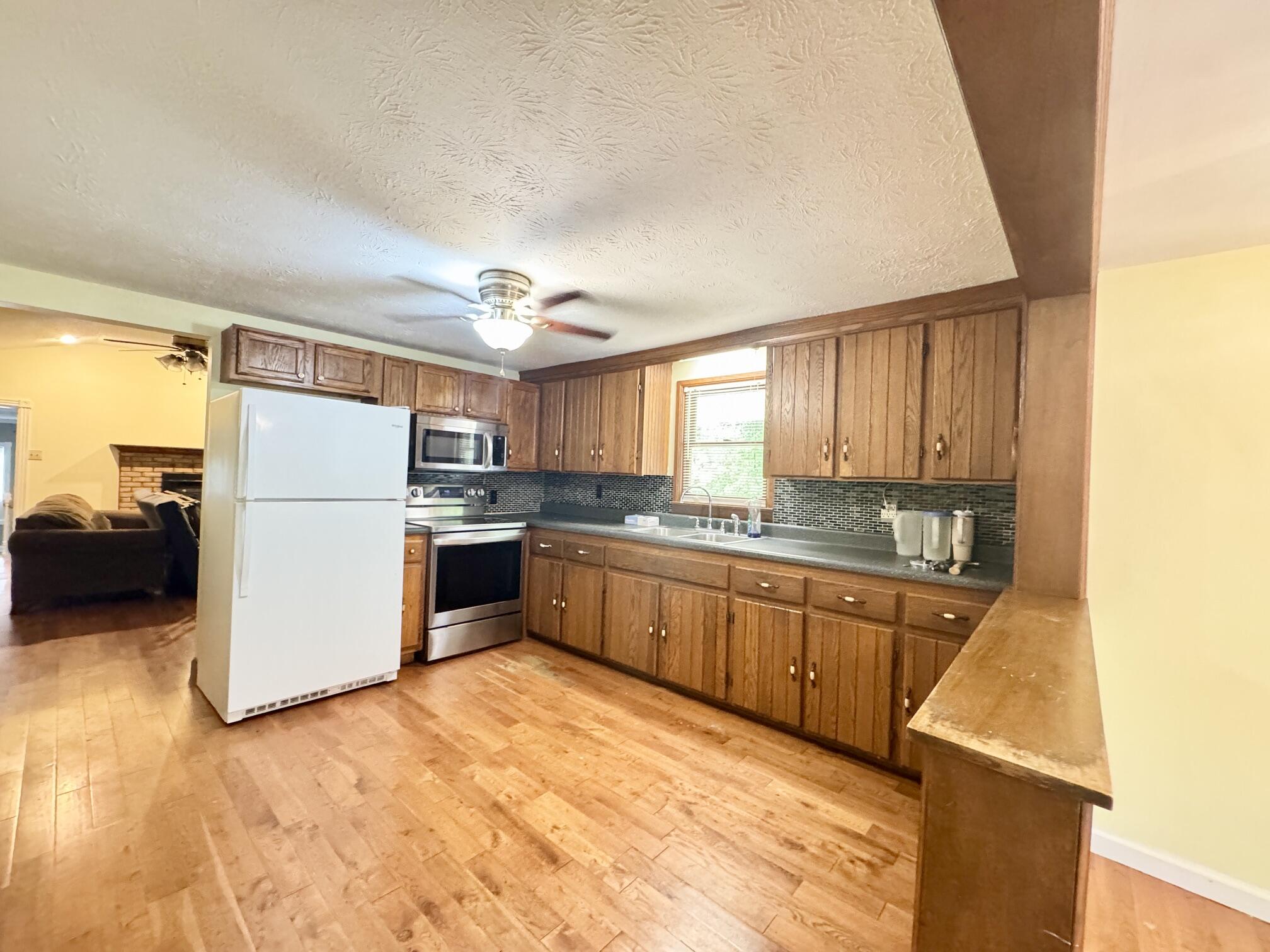 1584 Ky-3437 Property Photo 7