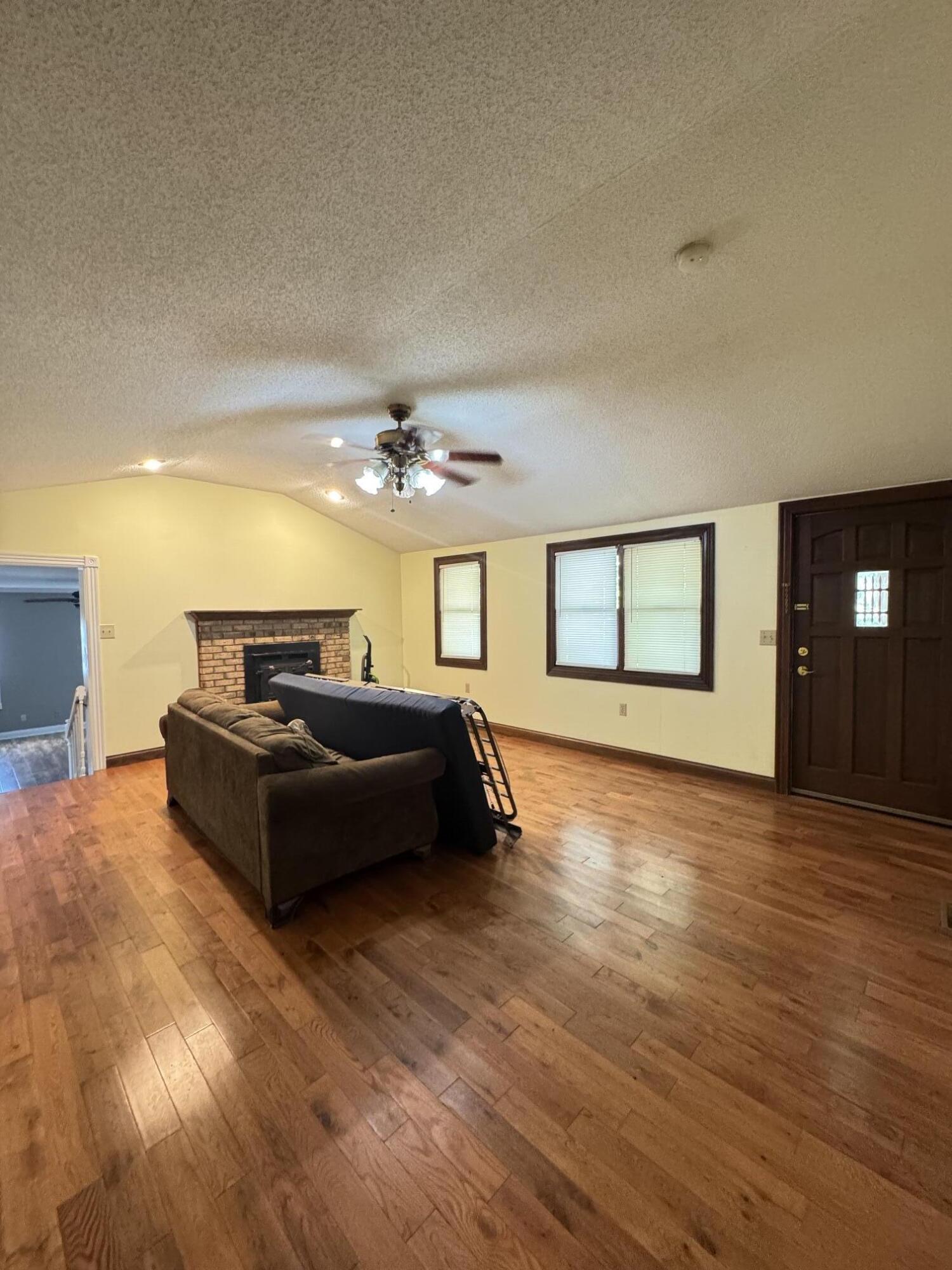 1584 Ky-3437 Property Photo 11
