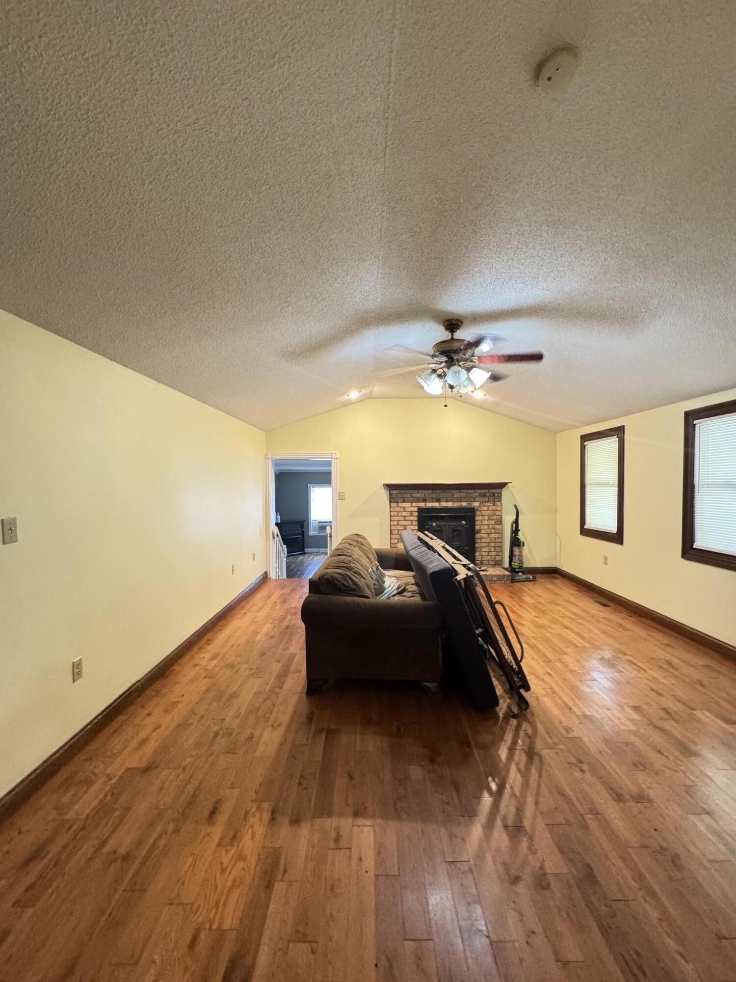 1584 Ky-3437 Property Photo 12