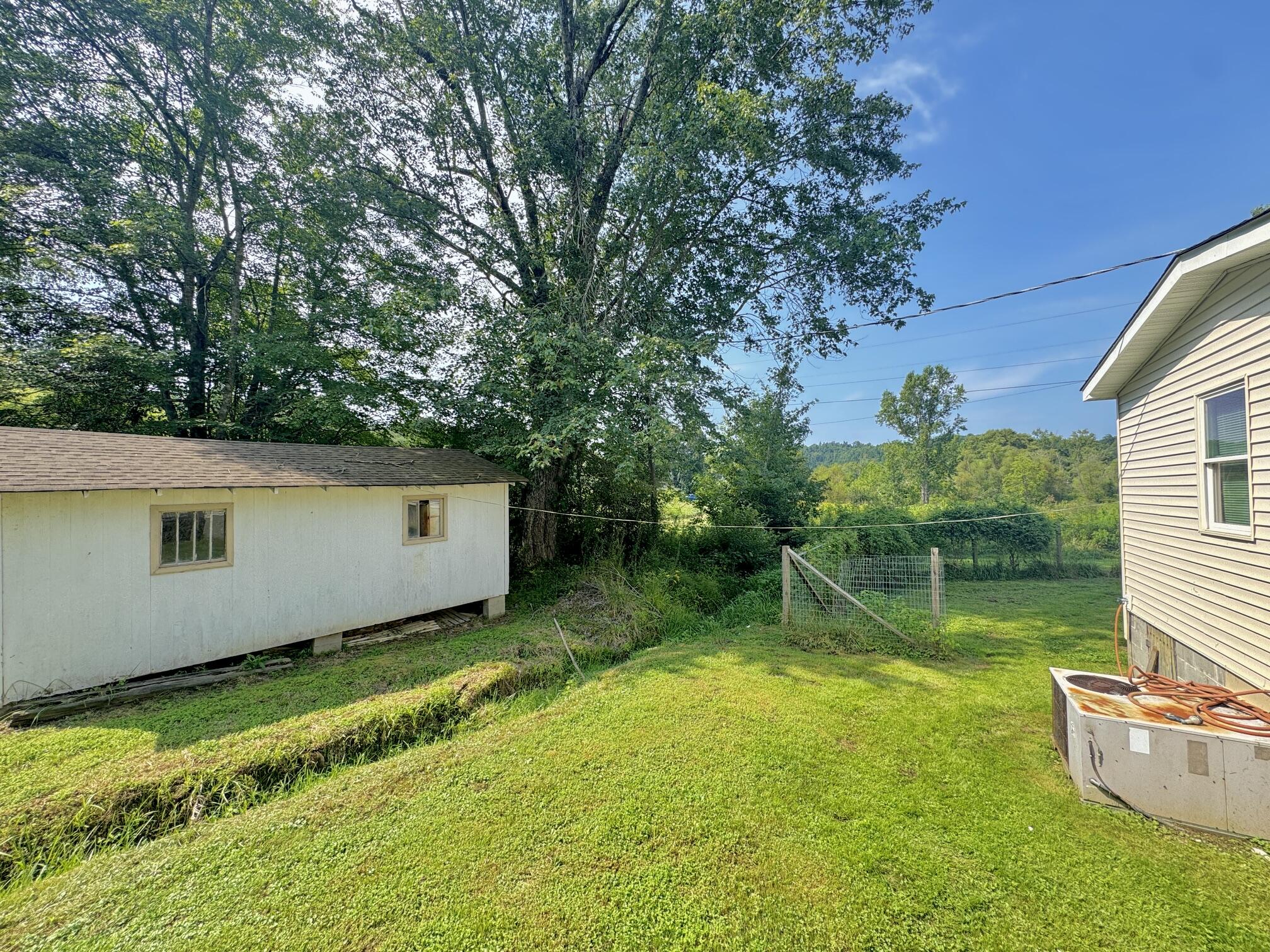 1584 Ky-3437 Property Photo 40