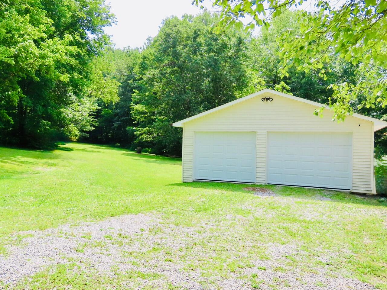 1584 Ky-3437 Property Photo 43