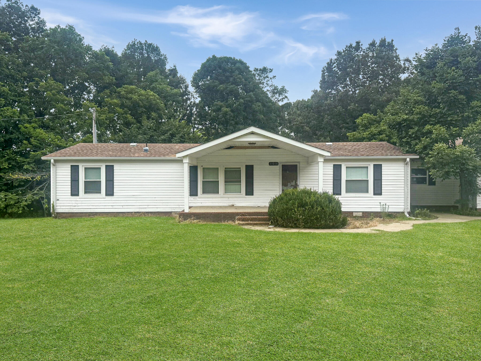 11010 U.s. 62 Property Photo 2