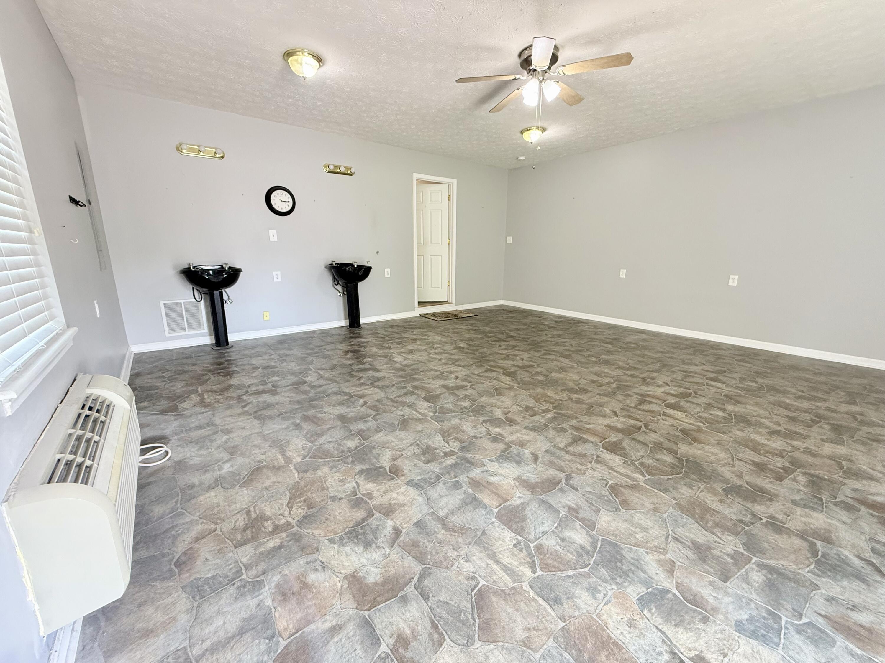 419 Bellaire Drive Property Photo 12