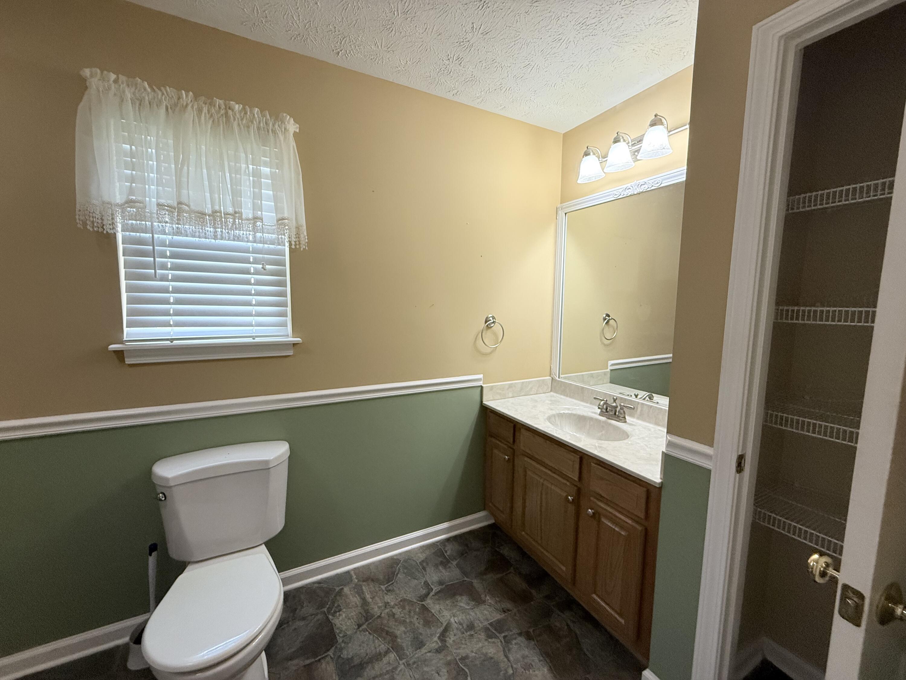 419 Bellaire Drive Property Photo 25