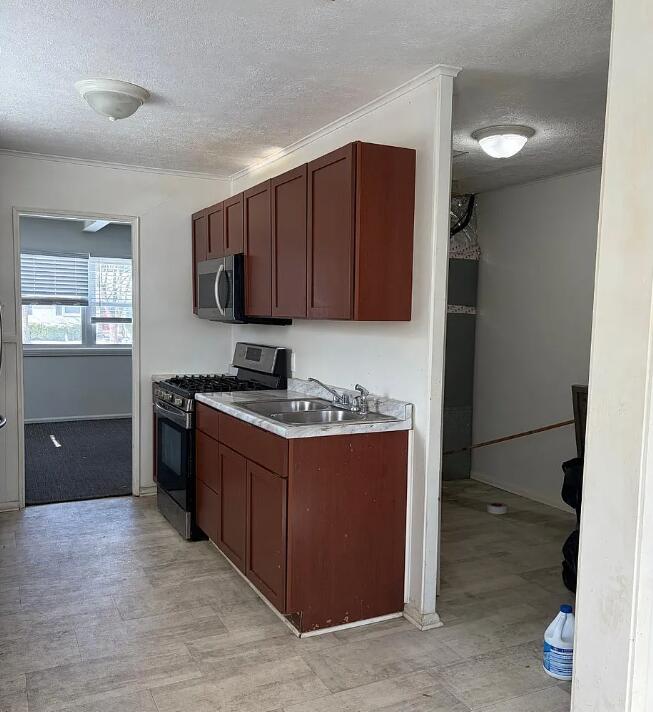 2922 Georgia Street Property Photo 8