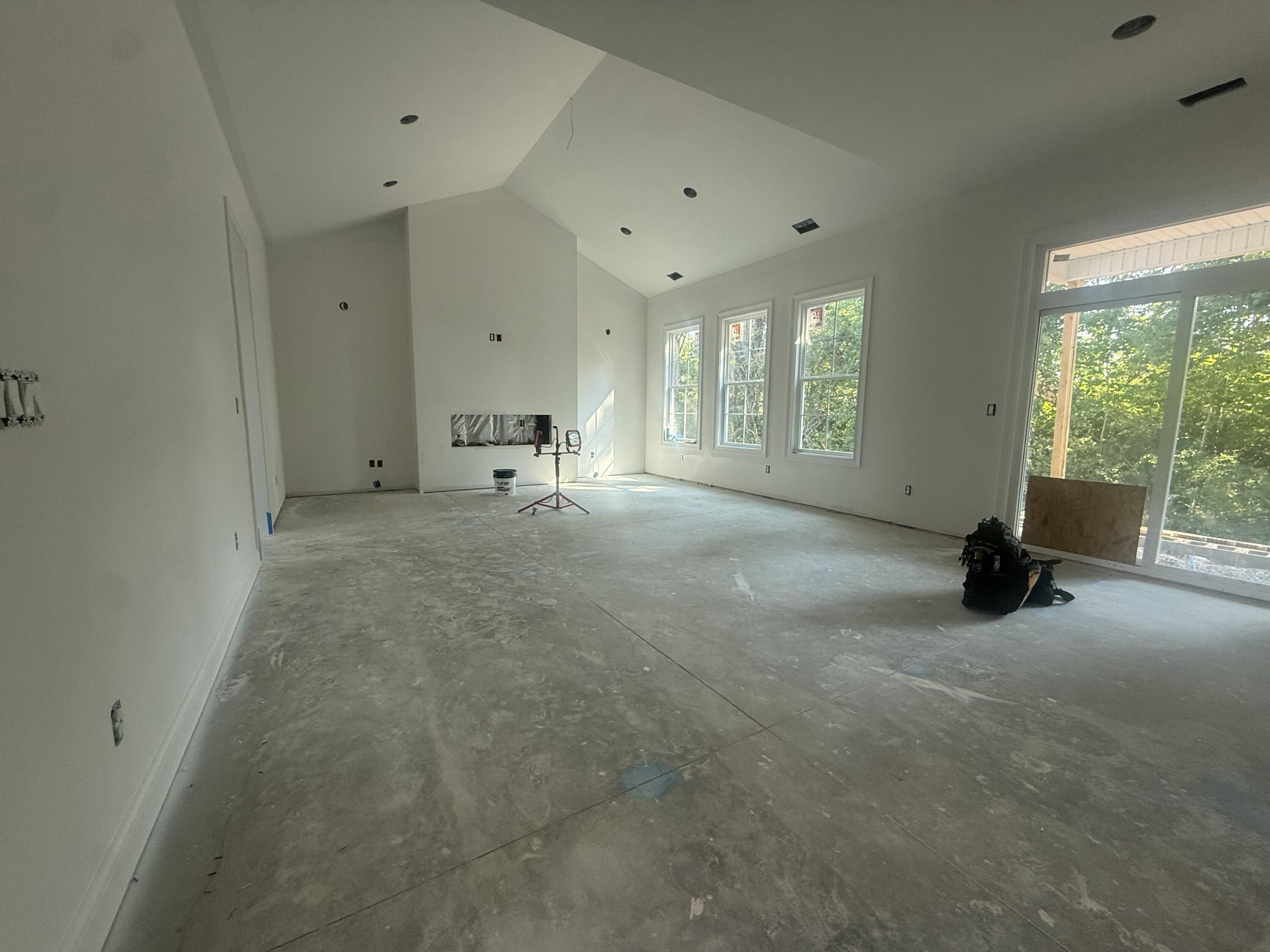228 Krauss Drive Property Photo 4