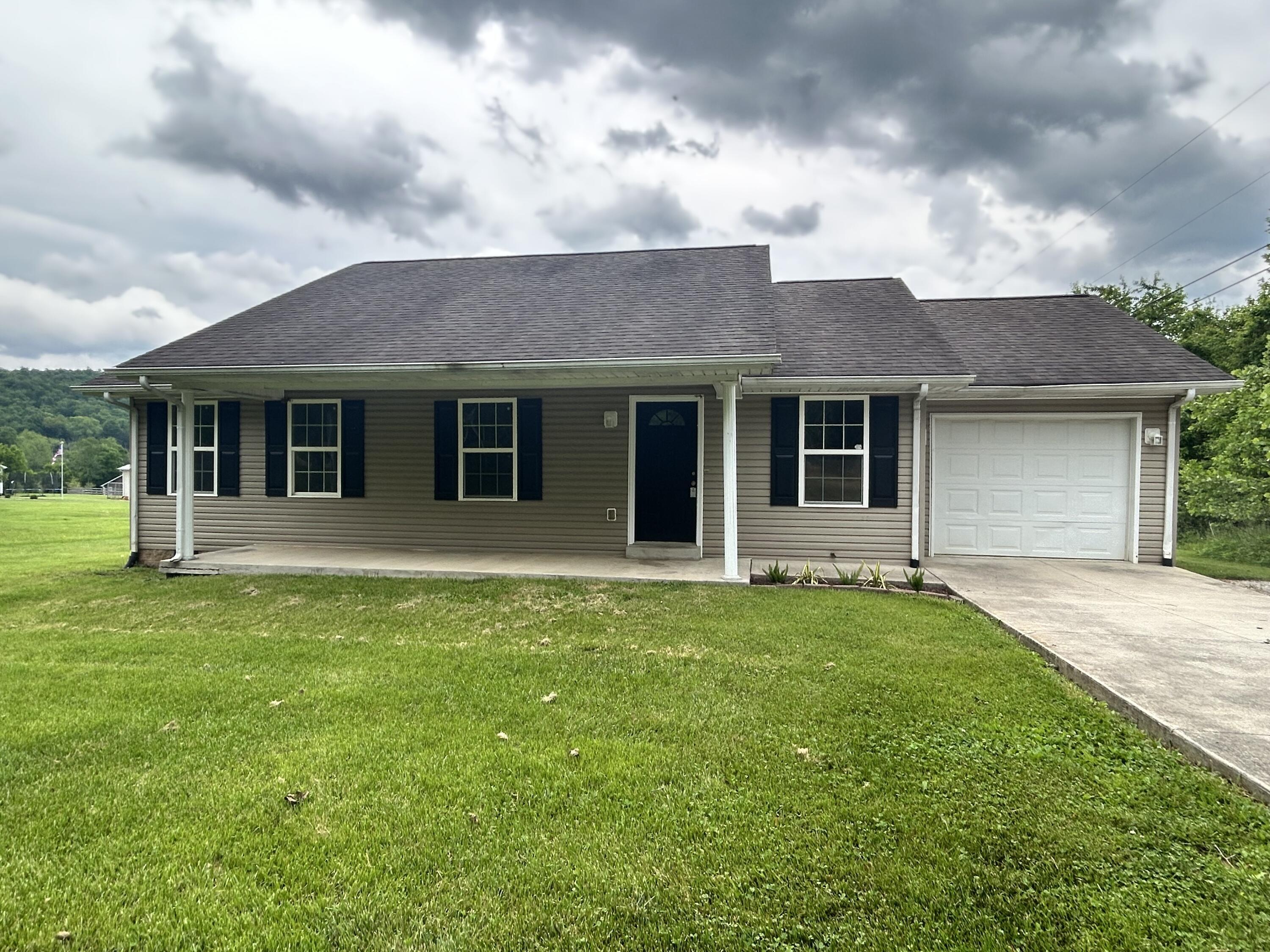 1465 Blaze Valley Road Property Photo 1