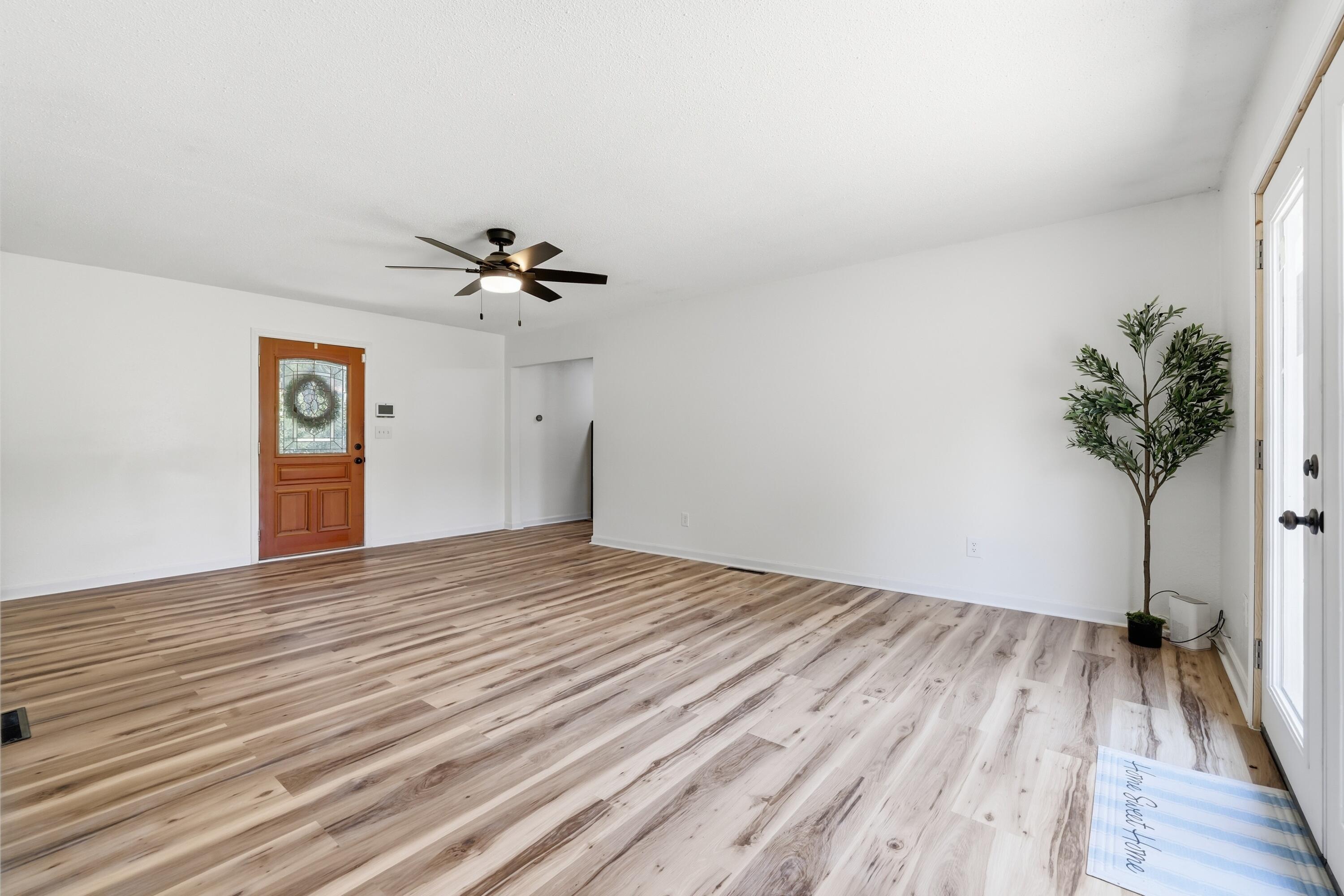 78 Whispering Oaks Loop Property Photo 18
