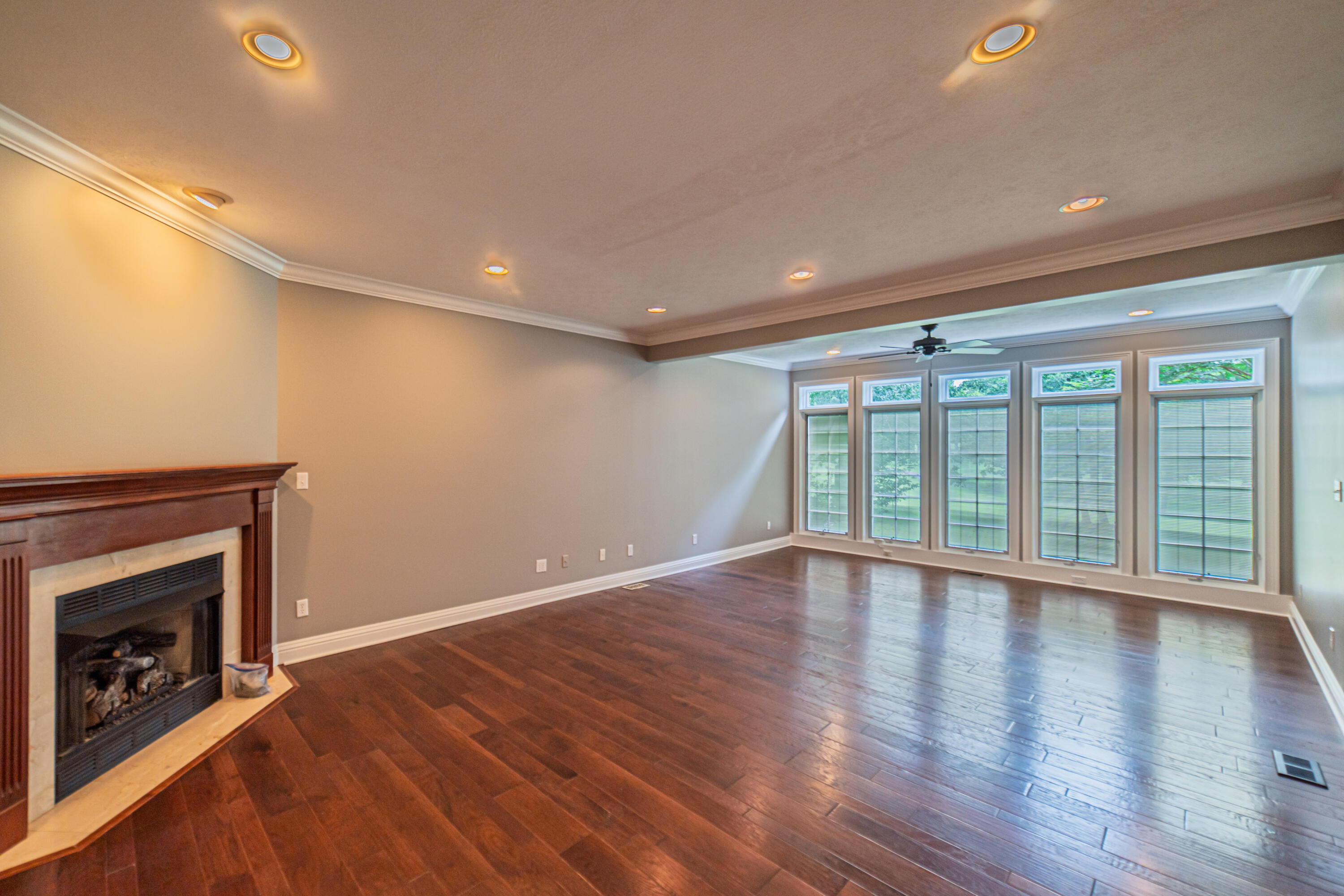 140 Prestwick Place Property Photo 40