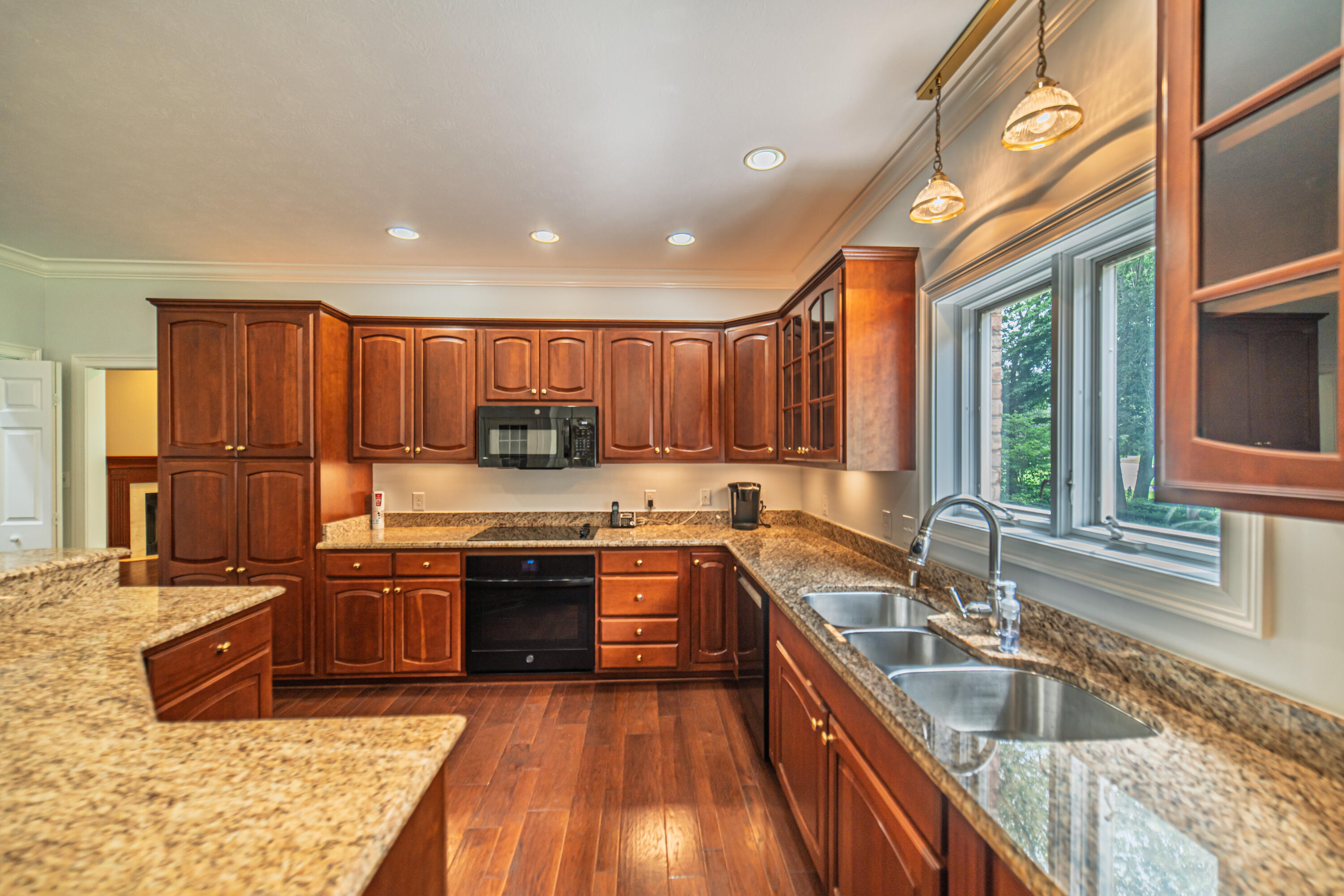 140 Prestwick Place Property Photo 48