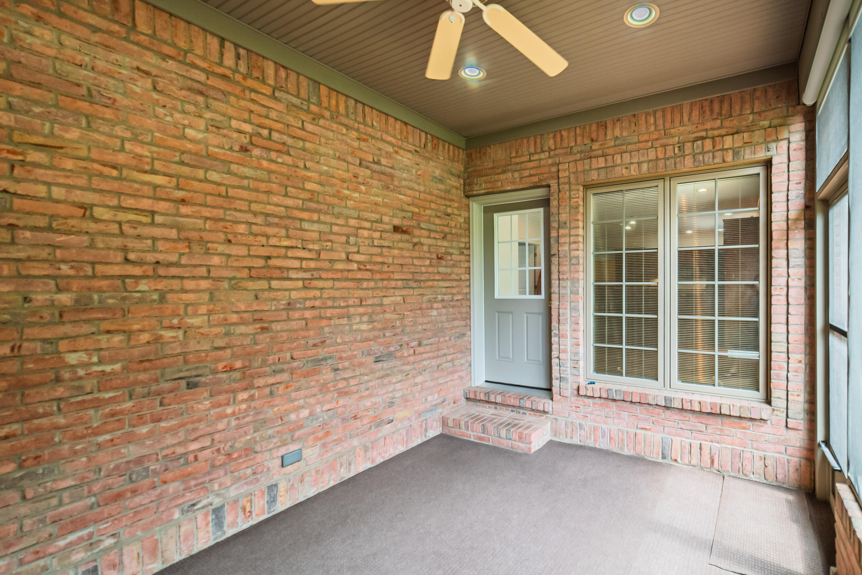 140 Prestwick Place Property Photo 54