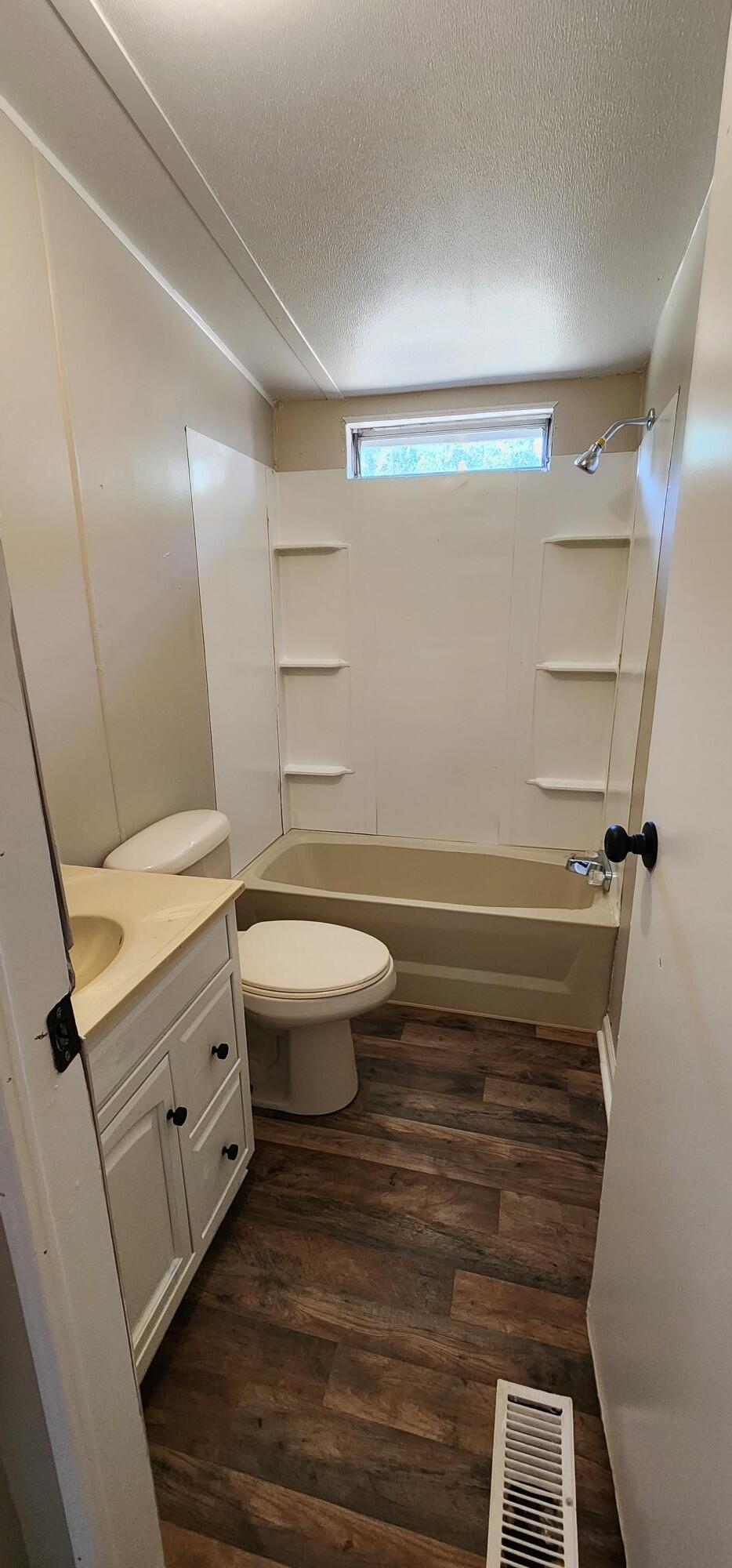 14615 Woody Shelton Road Property Photo 12