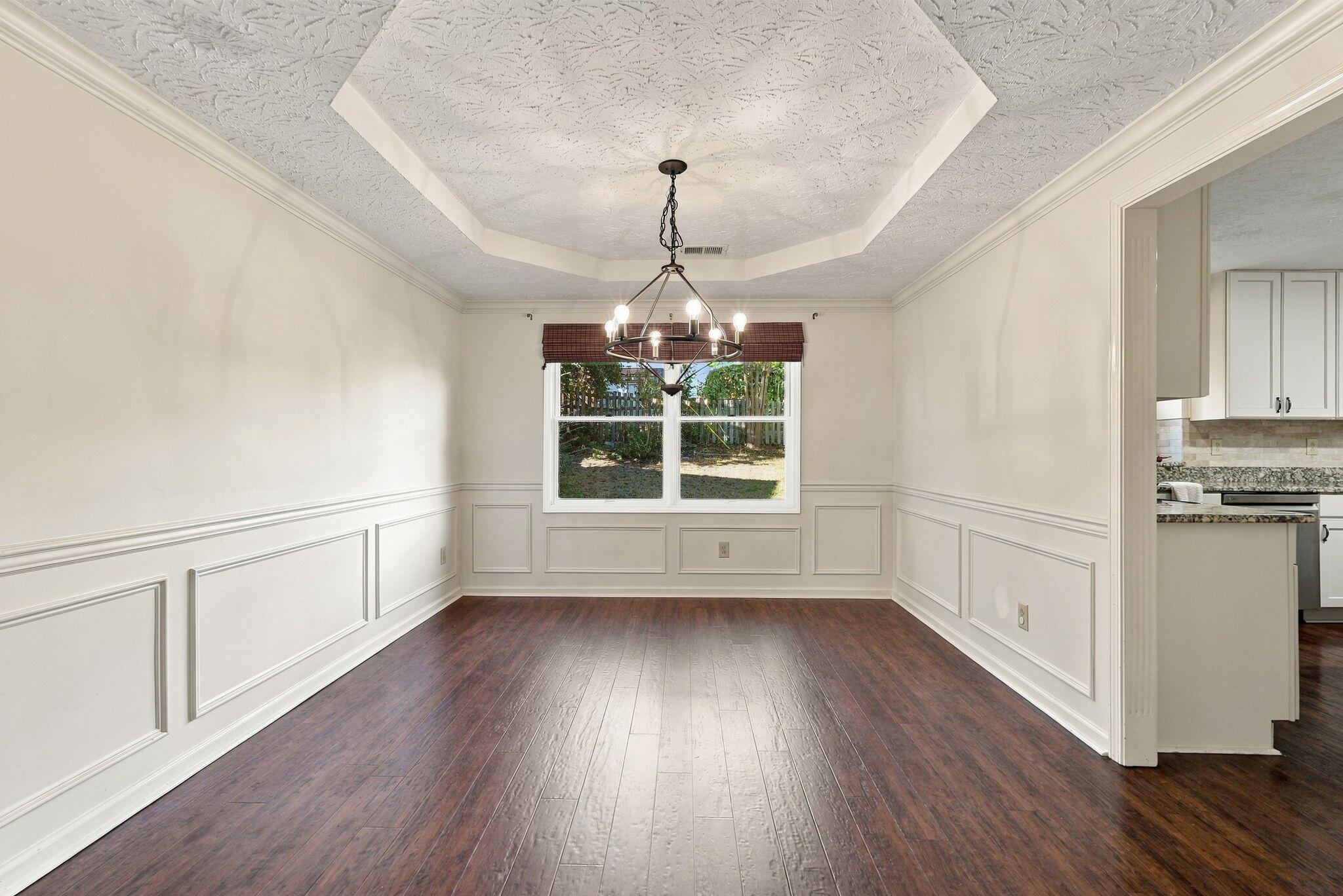 449 Amberley Drive Property Photo 22