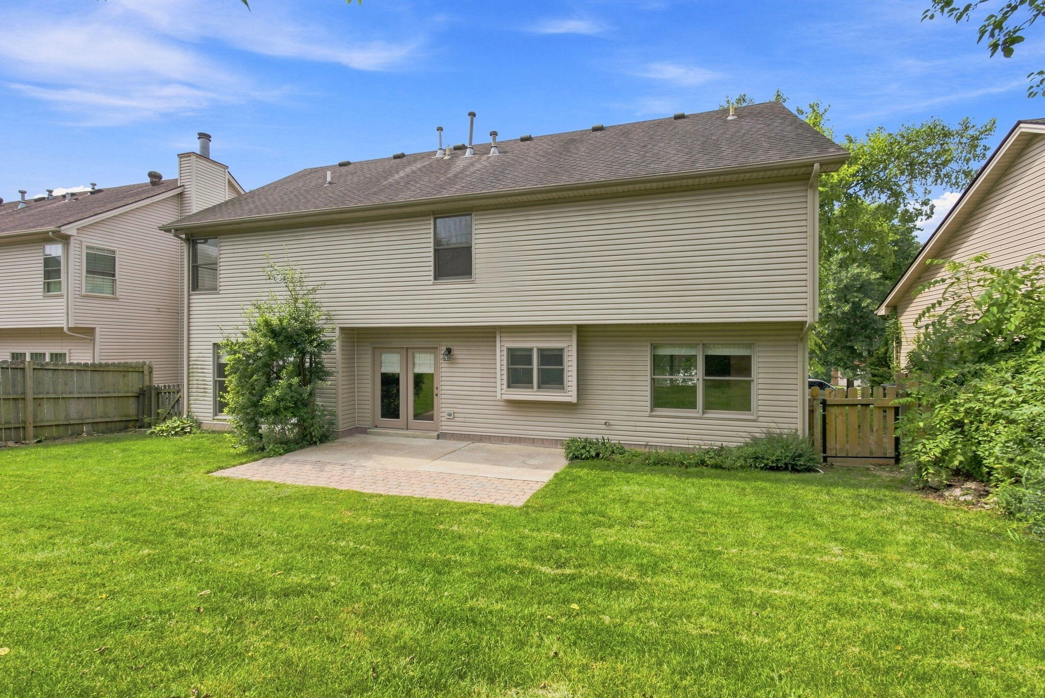 449 Amberley Drive Property Photo 46