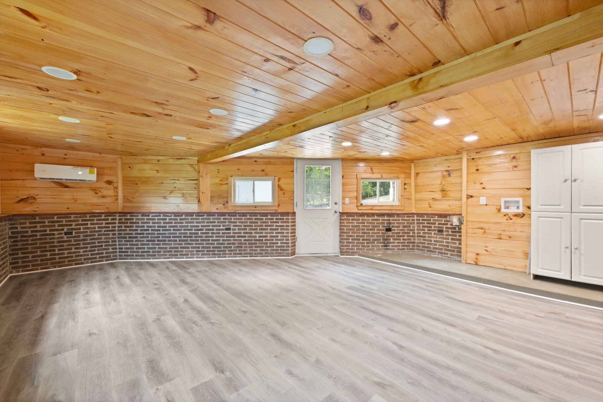 190 Walker Drive Property Photo 10