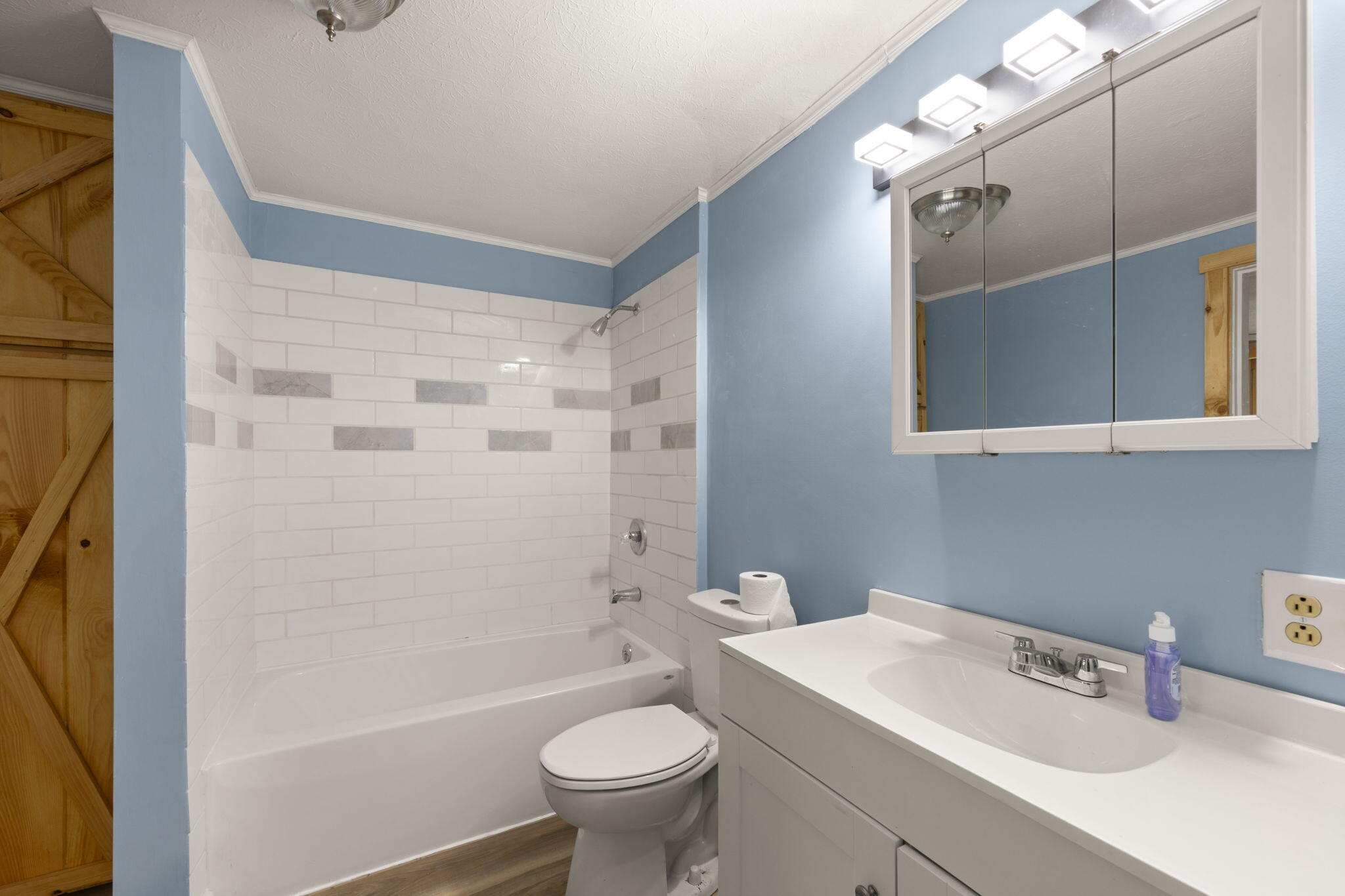 190 Walker Drive Property Photo 34