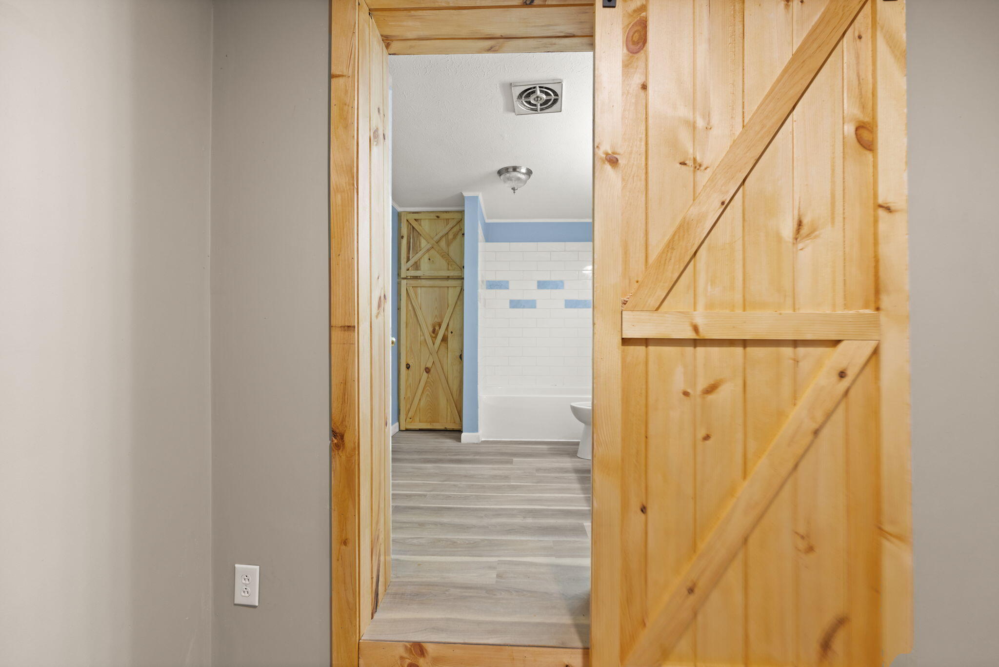 190 Walker Drive Property Photo 35