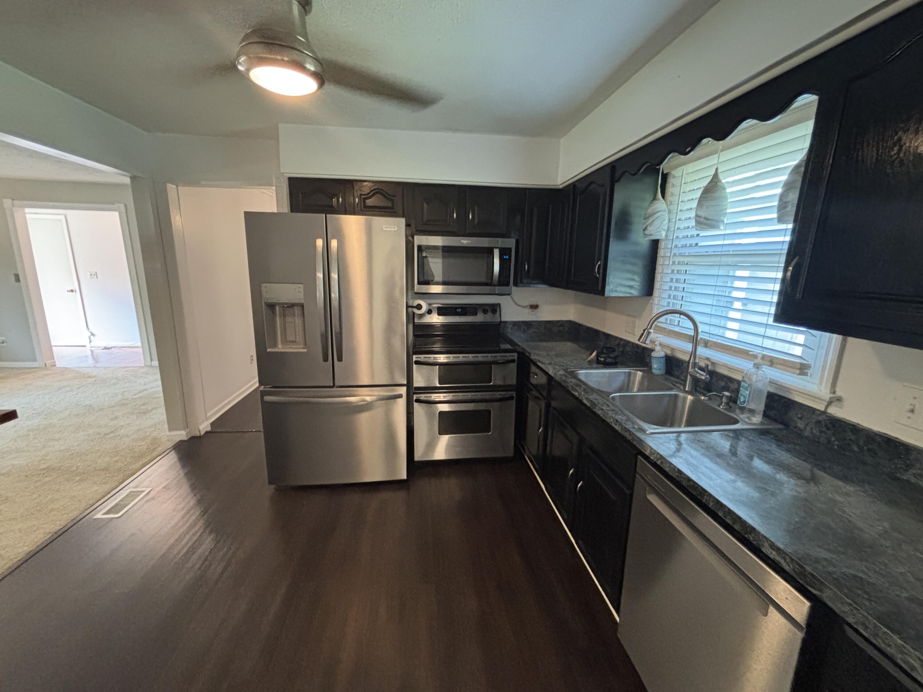 132 Meadowbrook Drive Property Photo 4