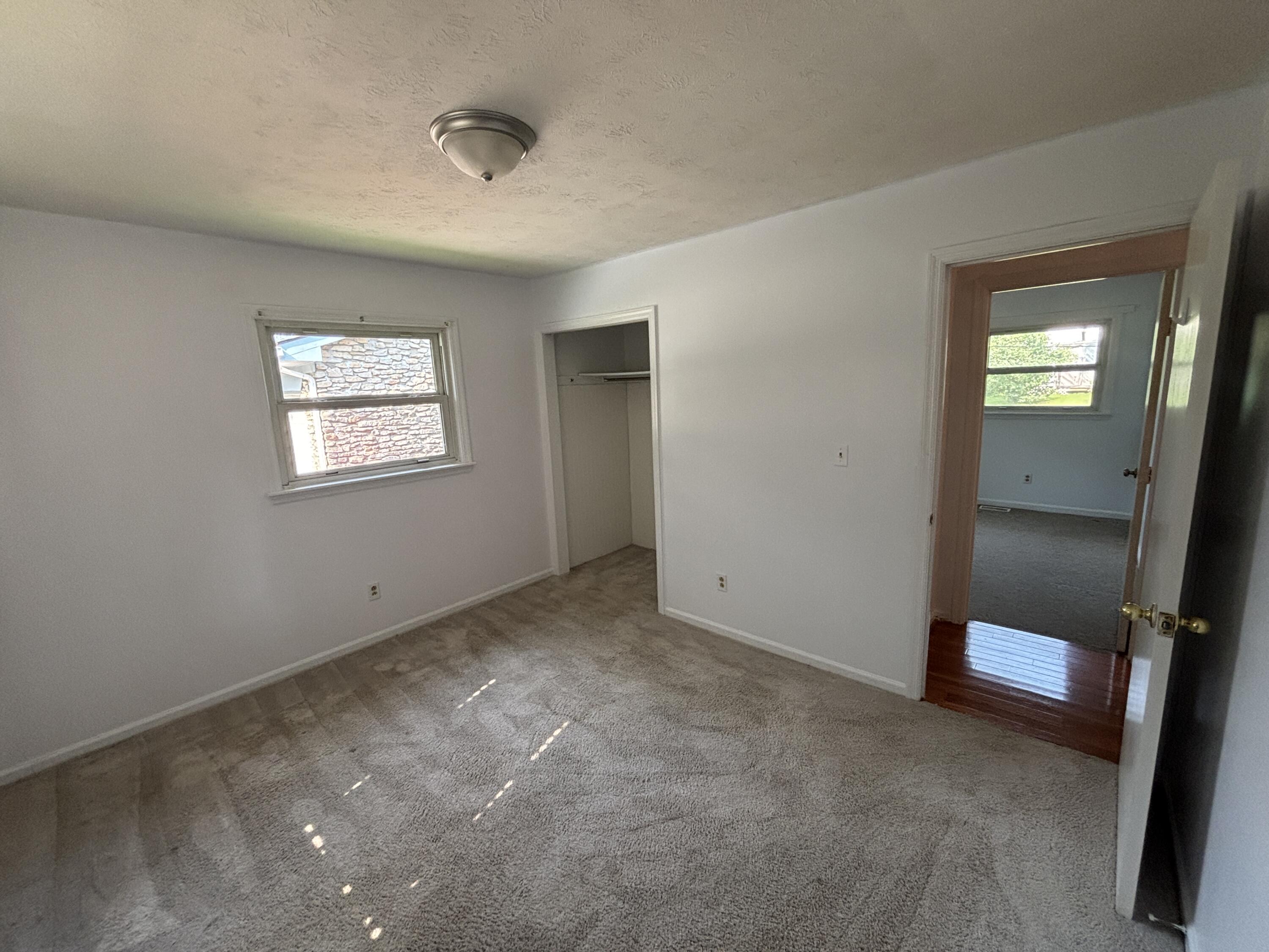 132 Meadowbrook Drive Property Photo 9