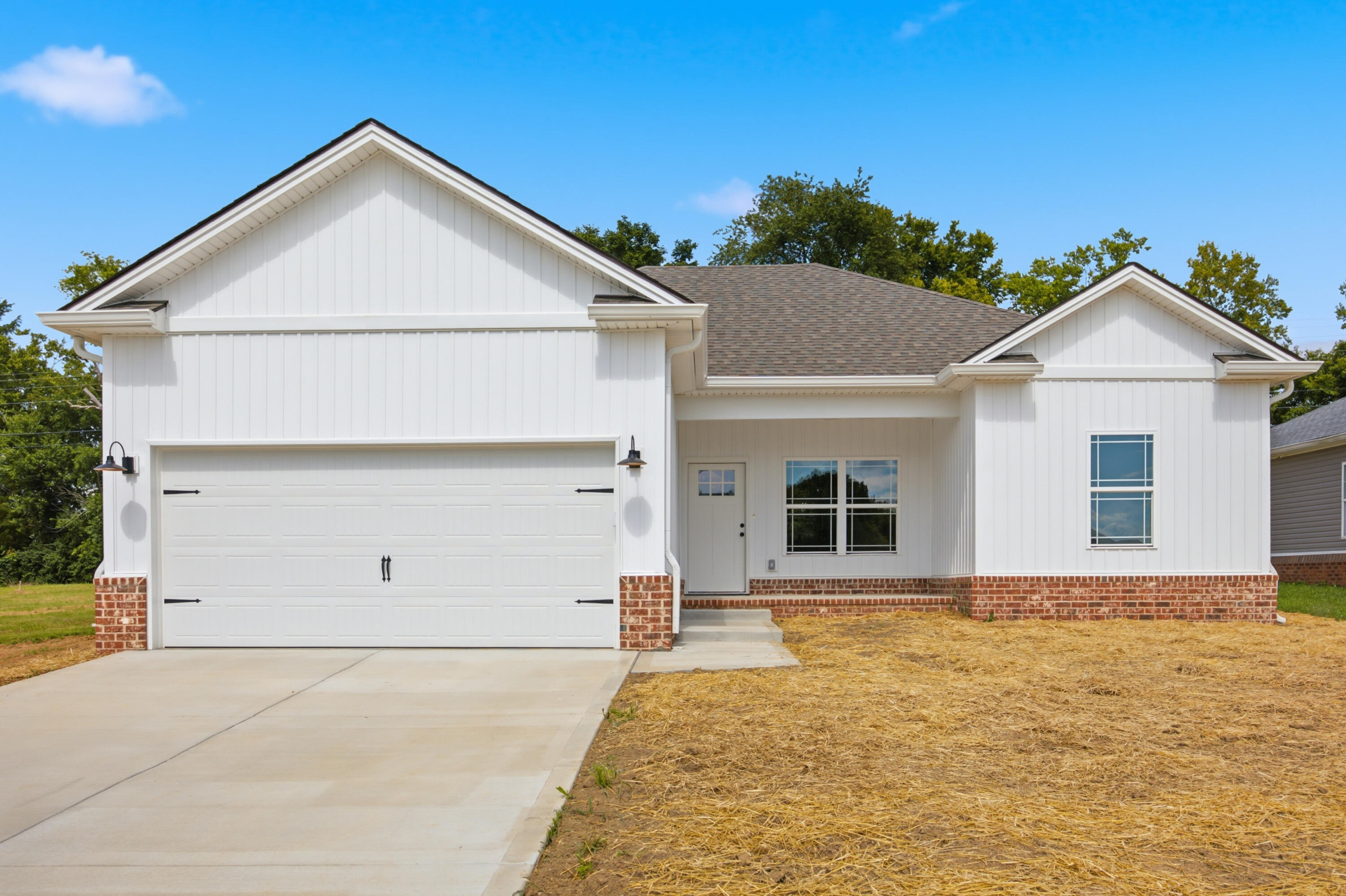 1010 Three Corners Drive Property Photo 1