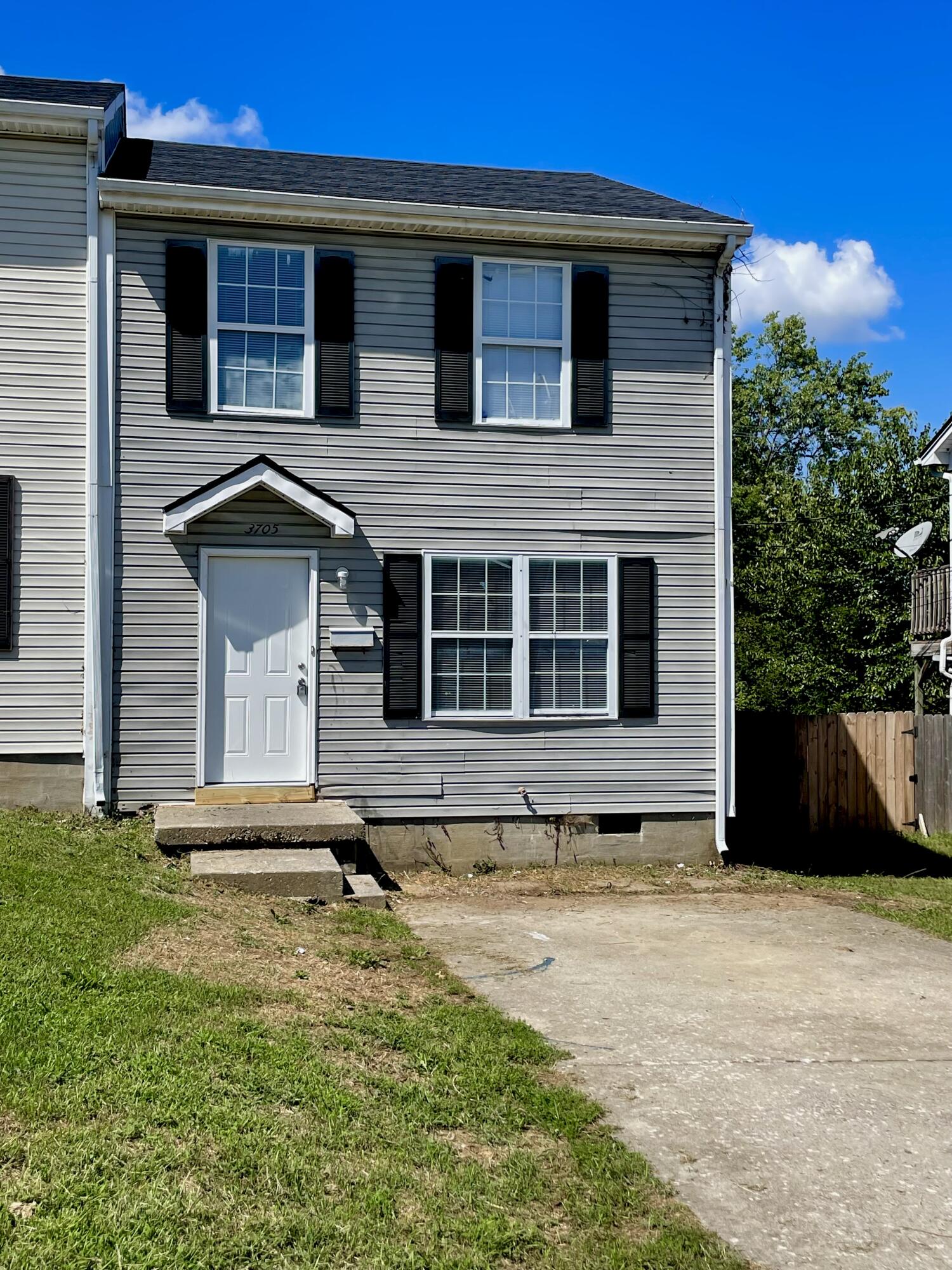 3705 Trent Circle Property Photo 1