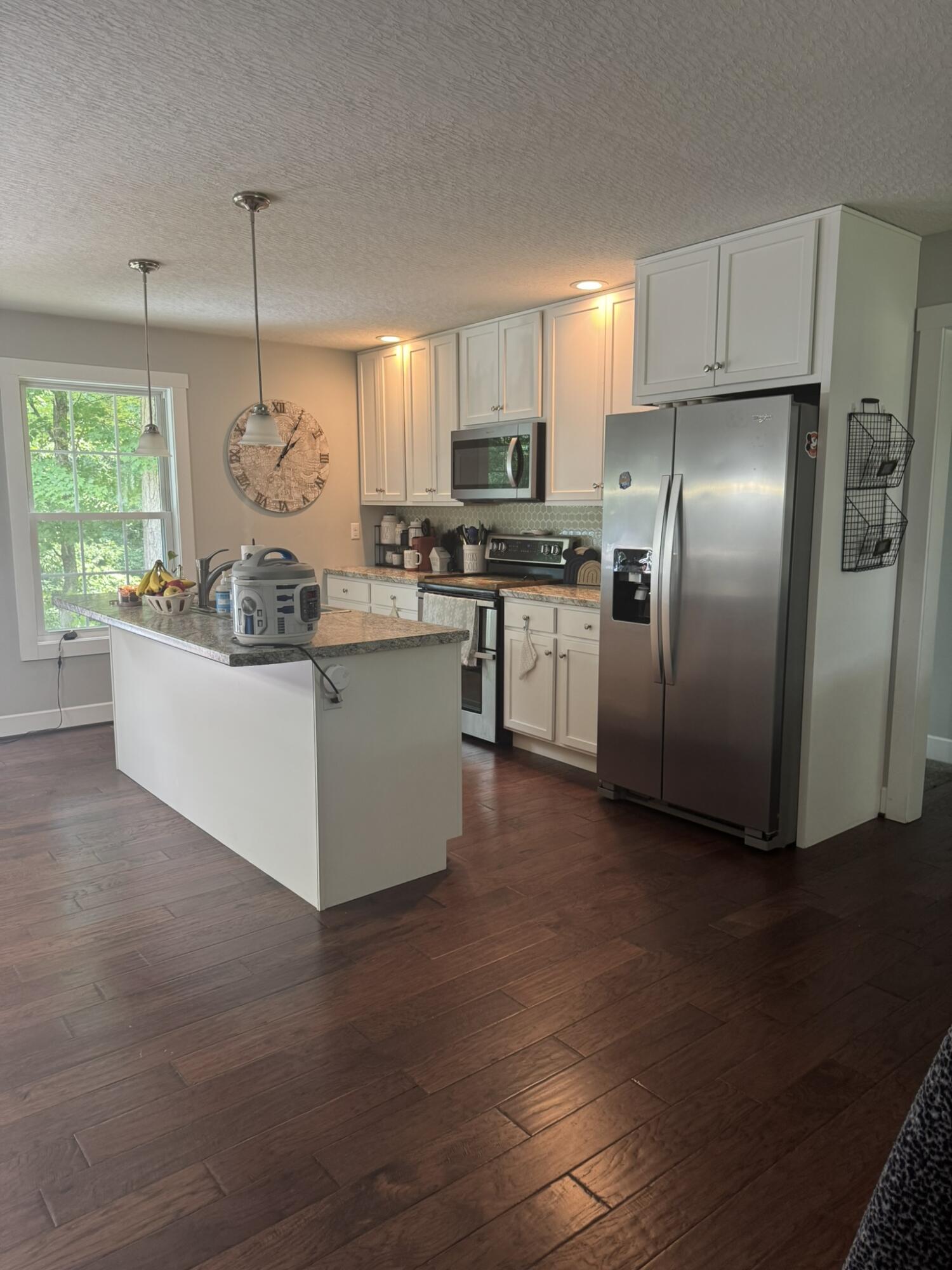 364 Autumn Drive Property Photo 6