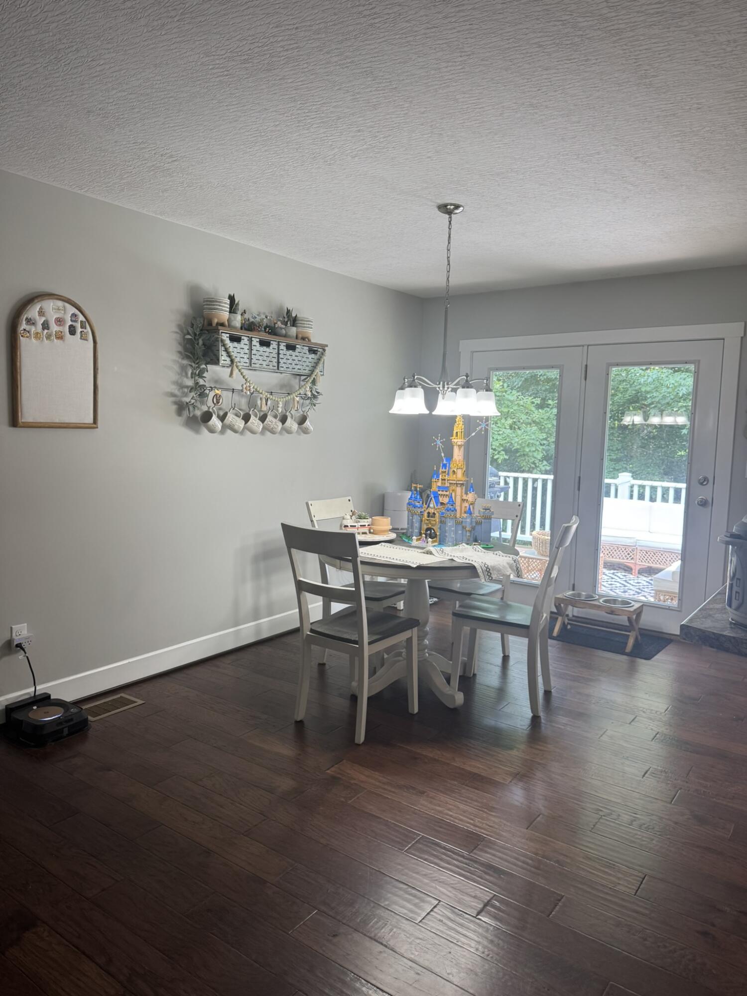 364 Autumn Drive Property Photo 7
