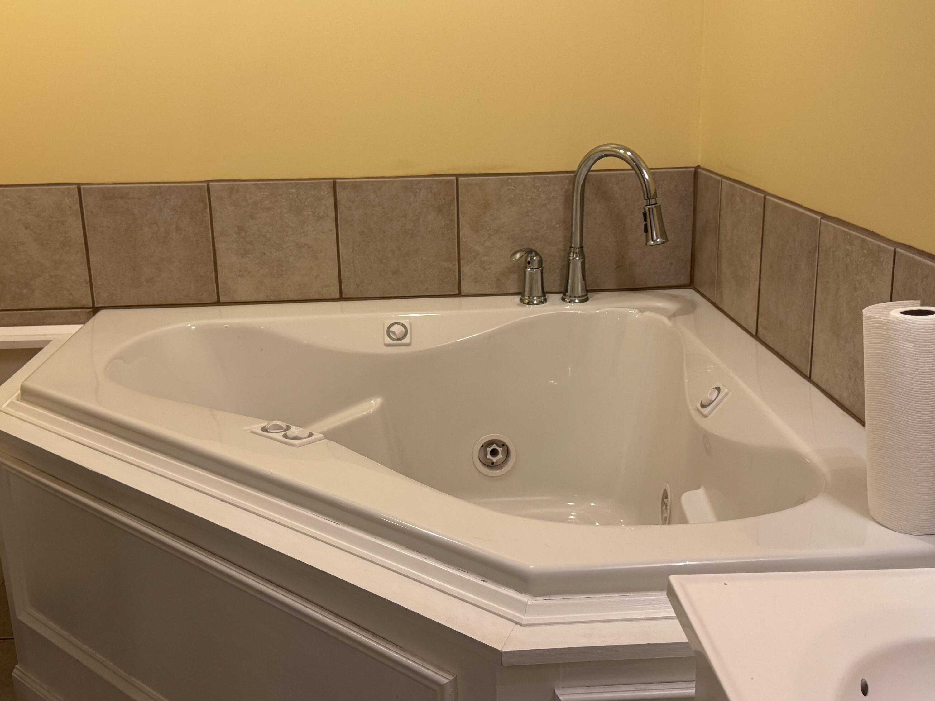 138 Hiawatha Trail Property Photo 33
