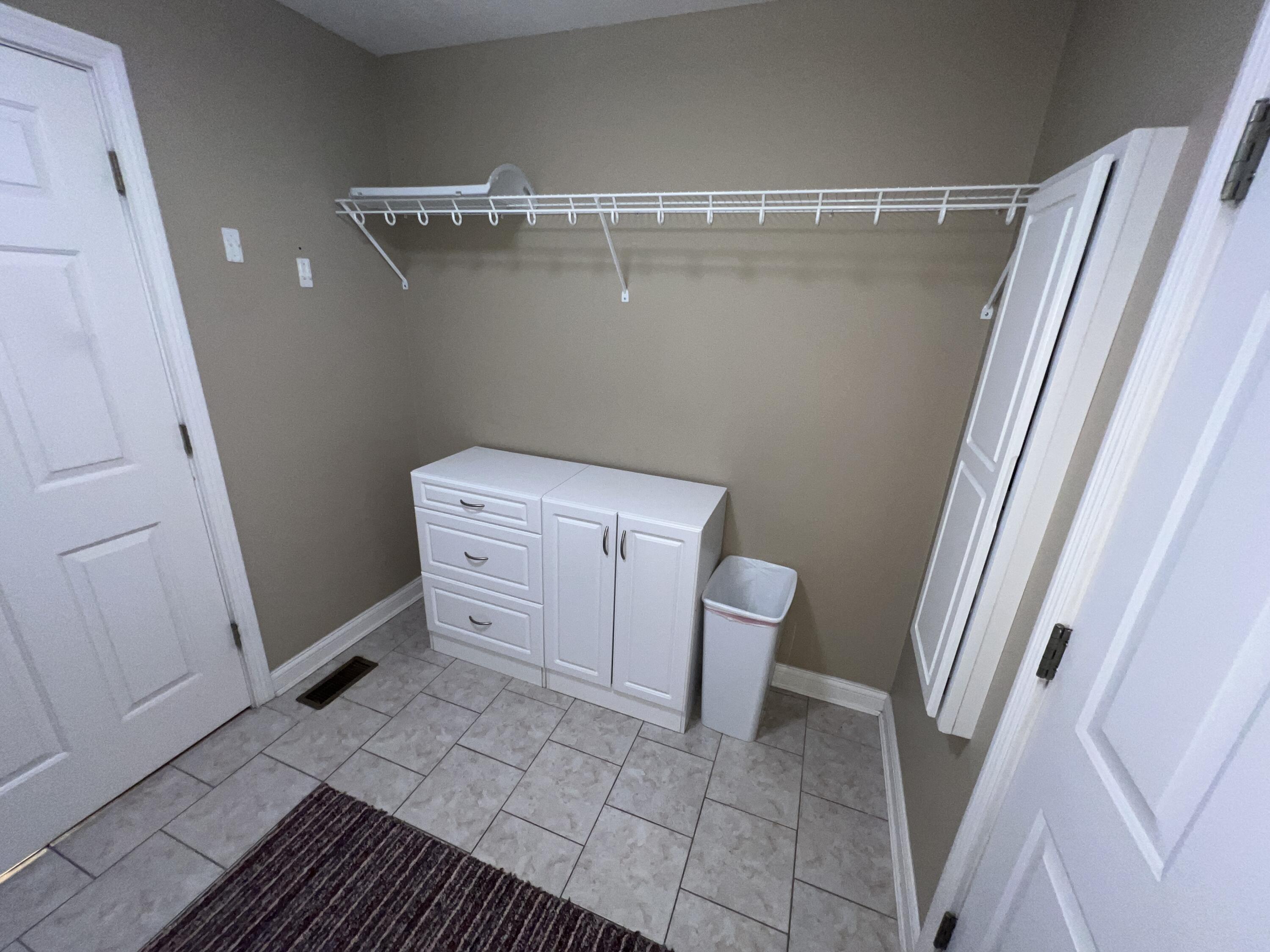 237 Hunter Trace Drive Property Photo 28