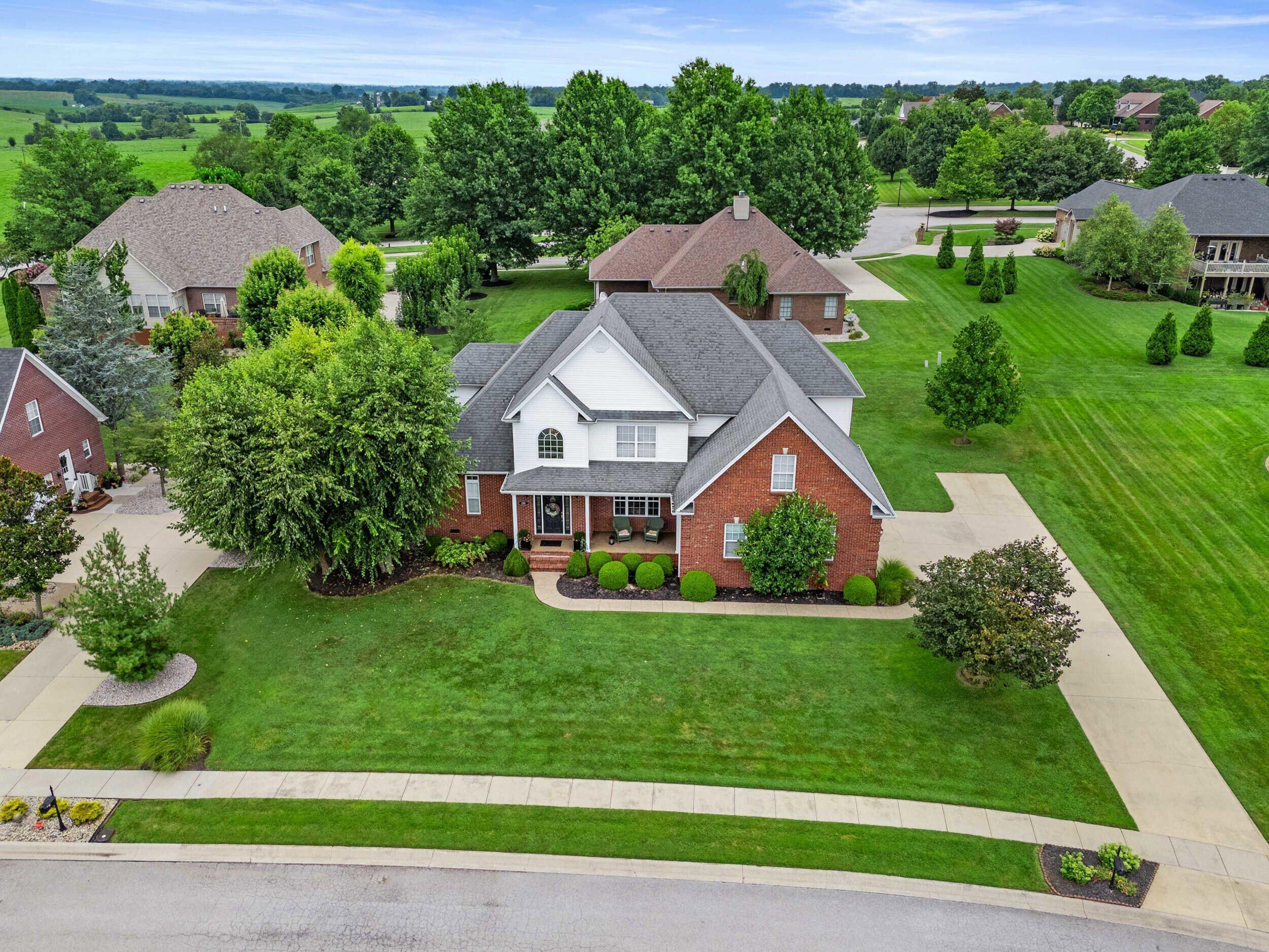 130 Winterberry Circle Property Photo 3
