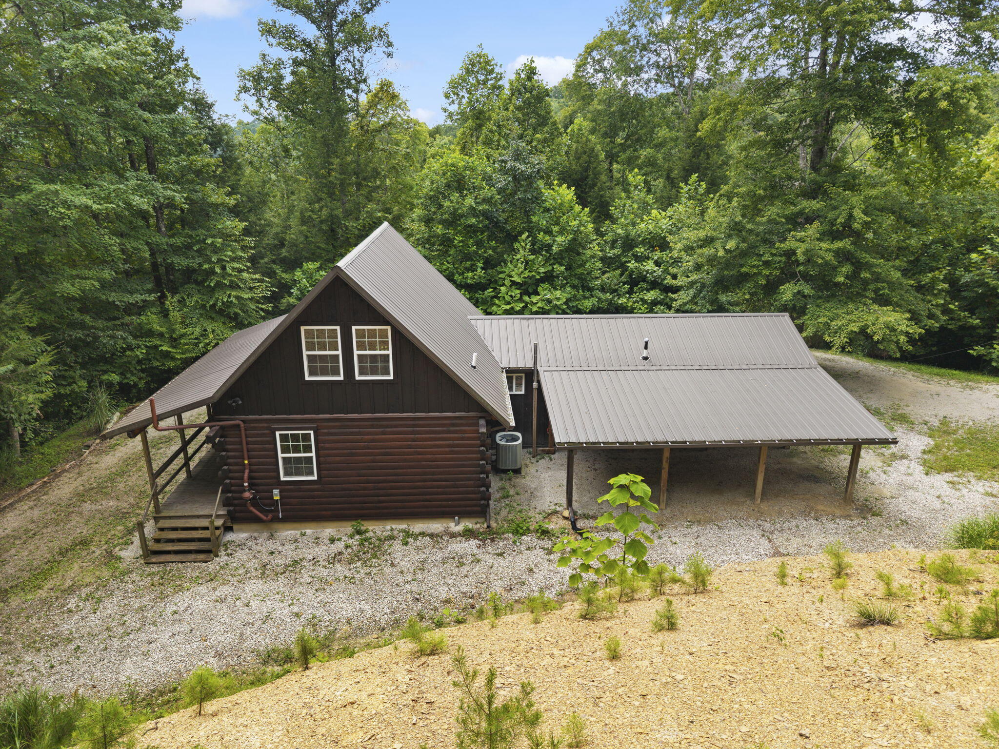 572 Paradise Drive Property Photo 46