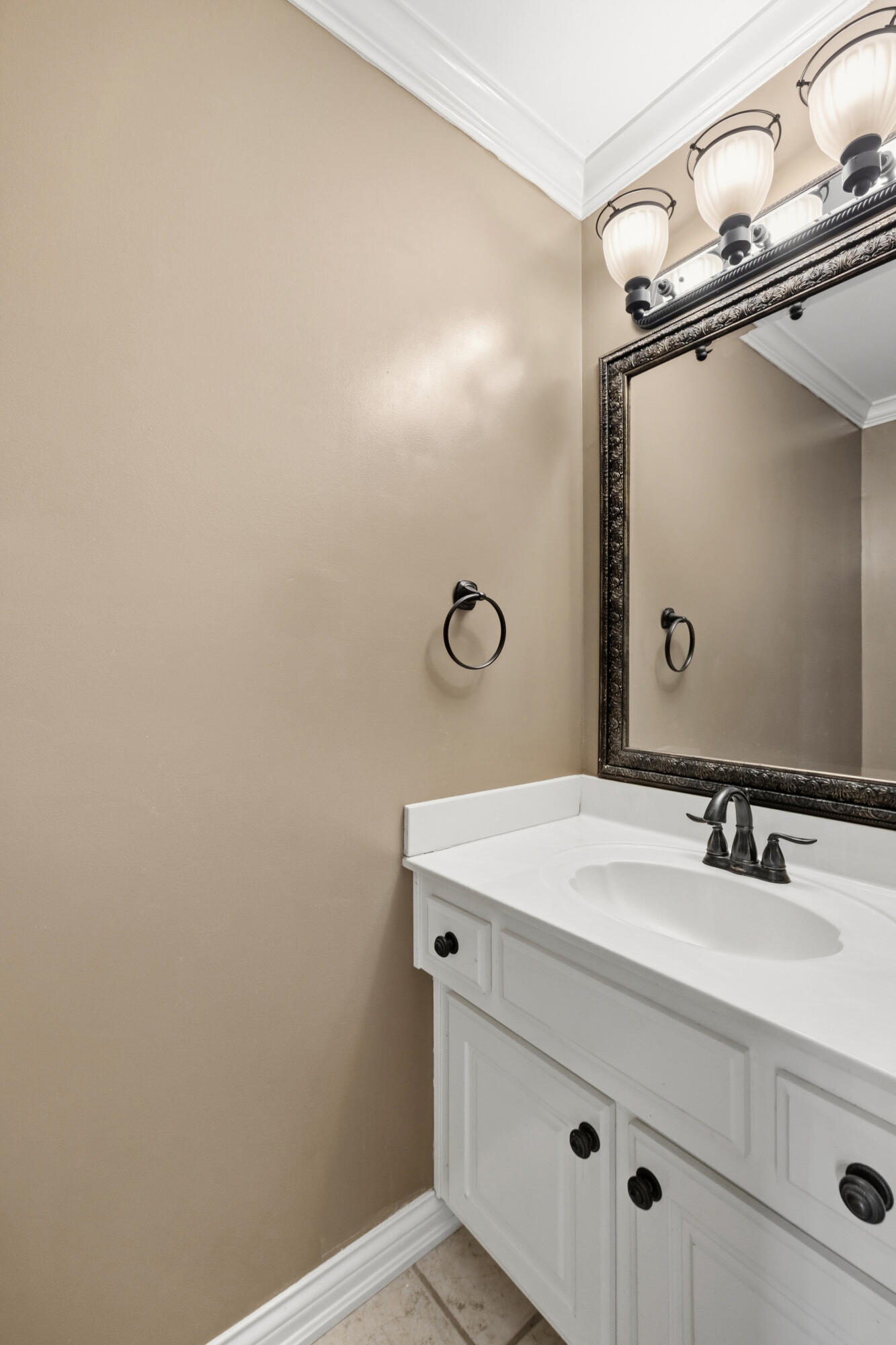 2820 Ashbrooke Drive Property Photo 25