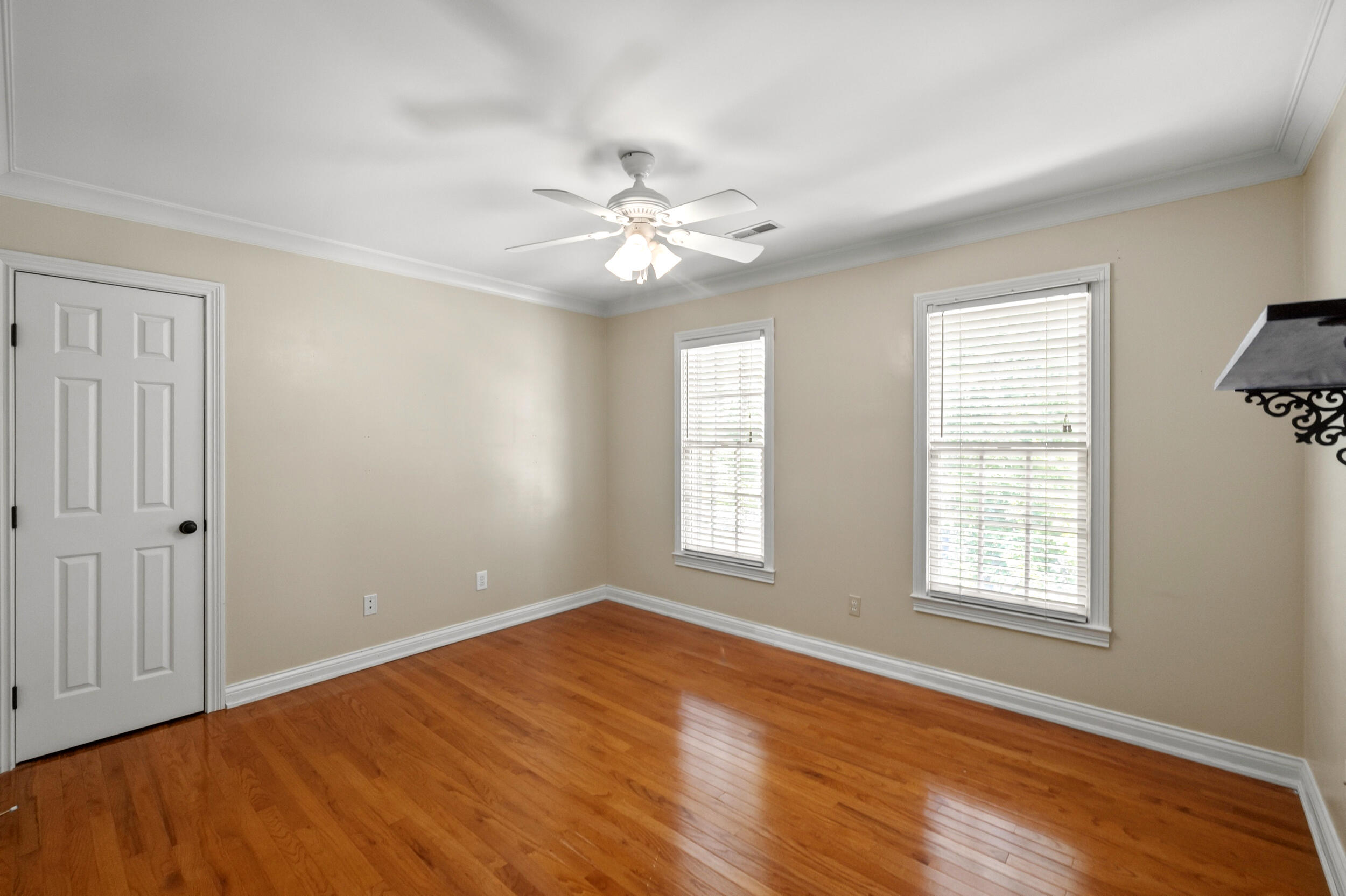 2820 Ashbrooke Drive Property Photo 36