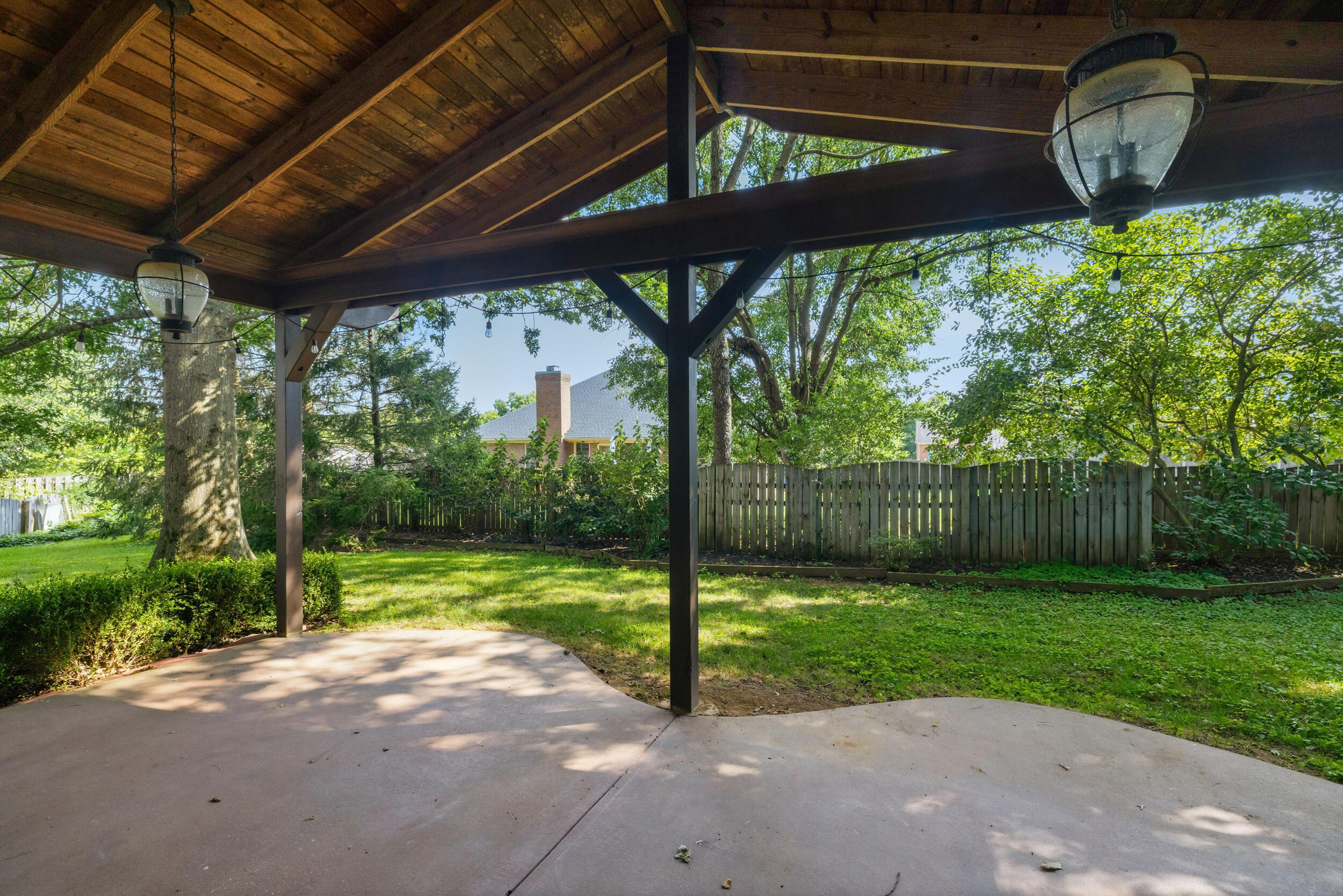 2820 Ashbrooke Drive Property Photo 48