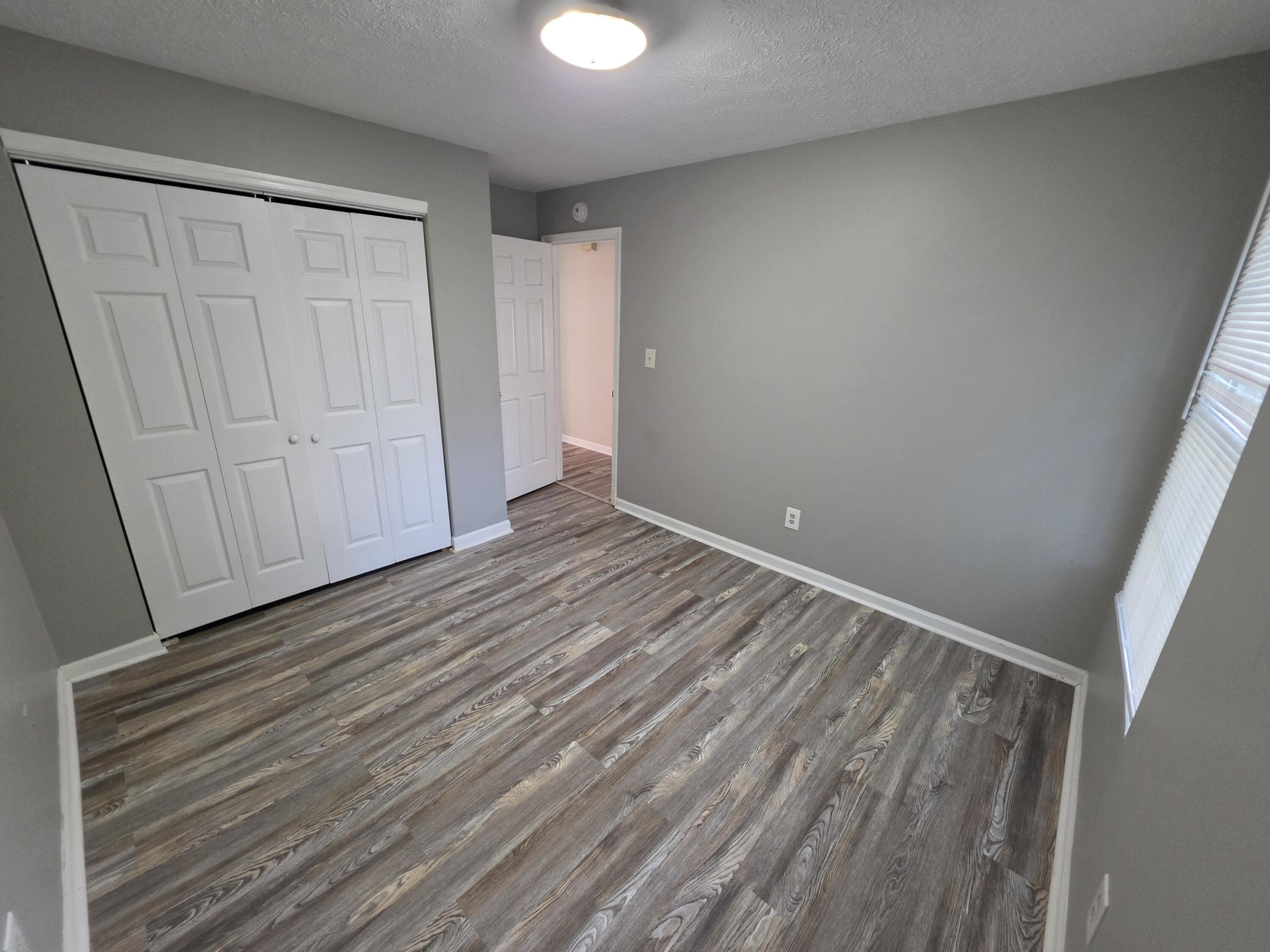 2592 Woodhill Drive Property Photo 10