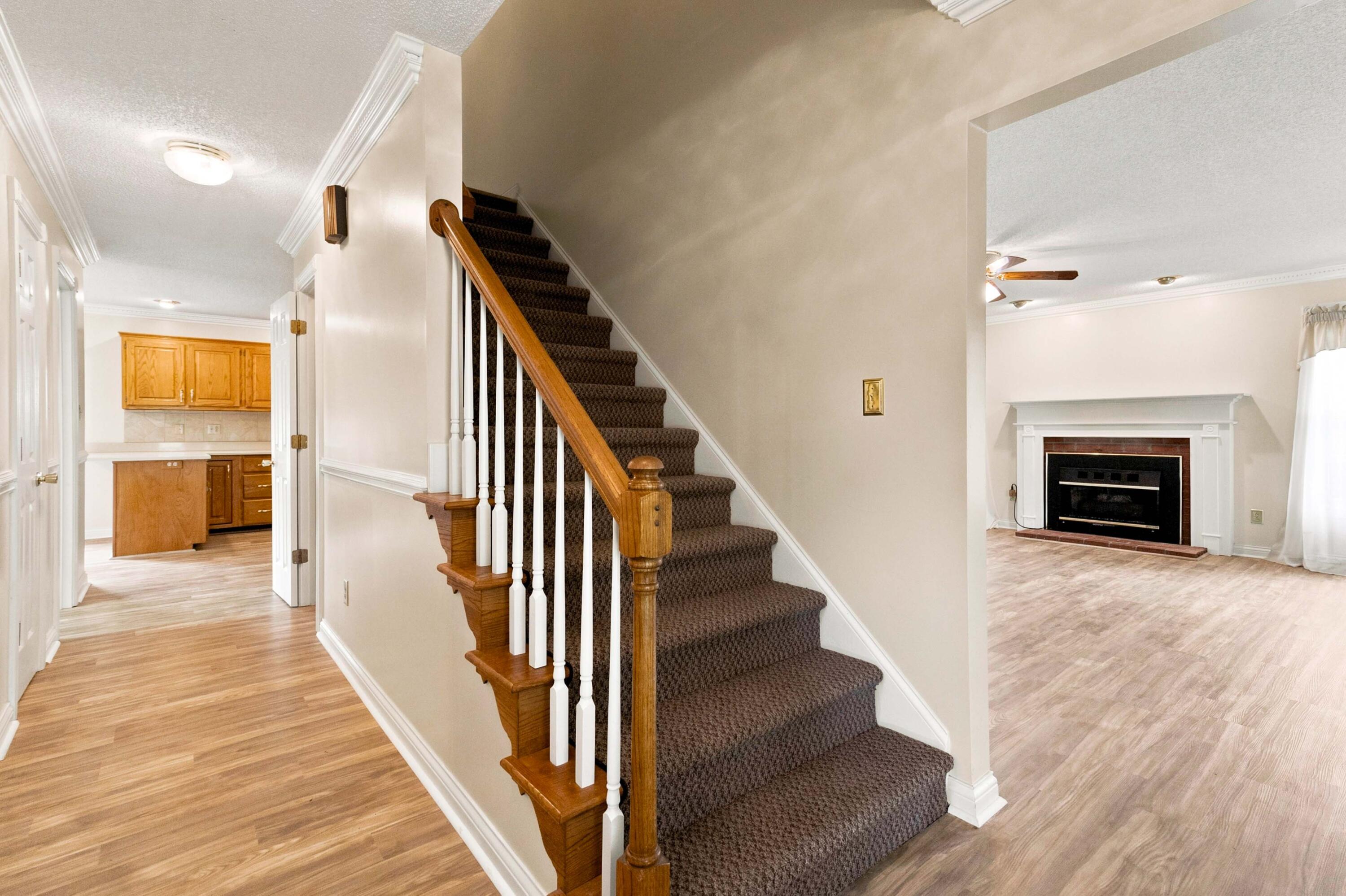 500 Natures Pointe Drive Property Photo 11
