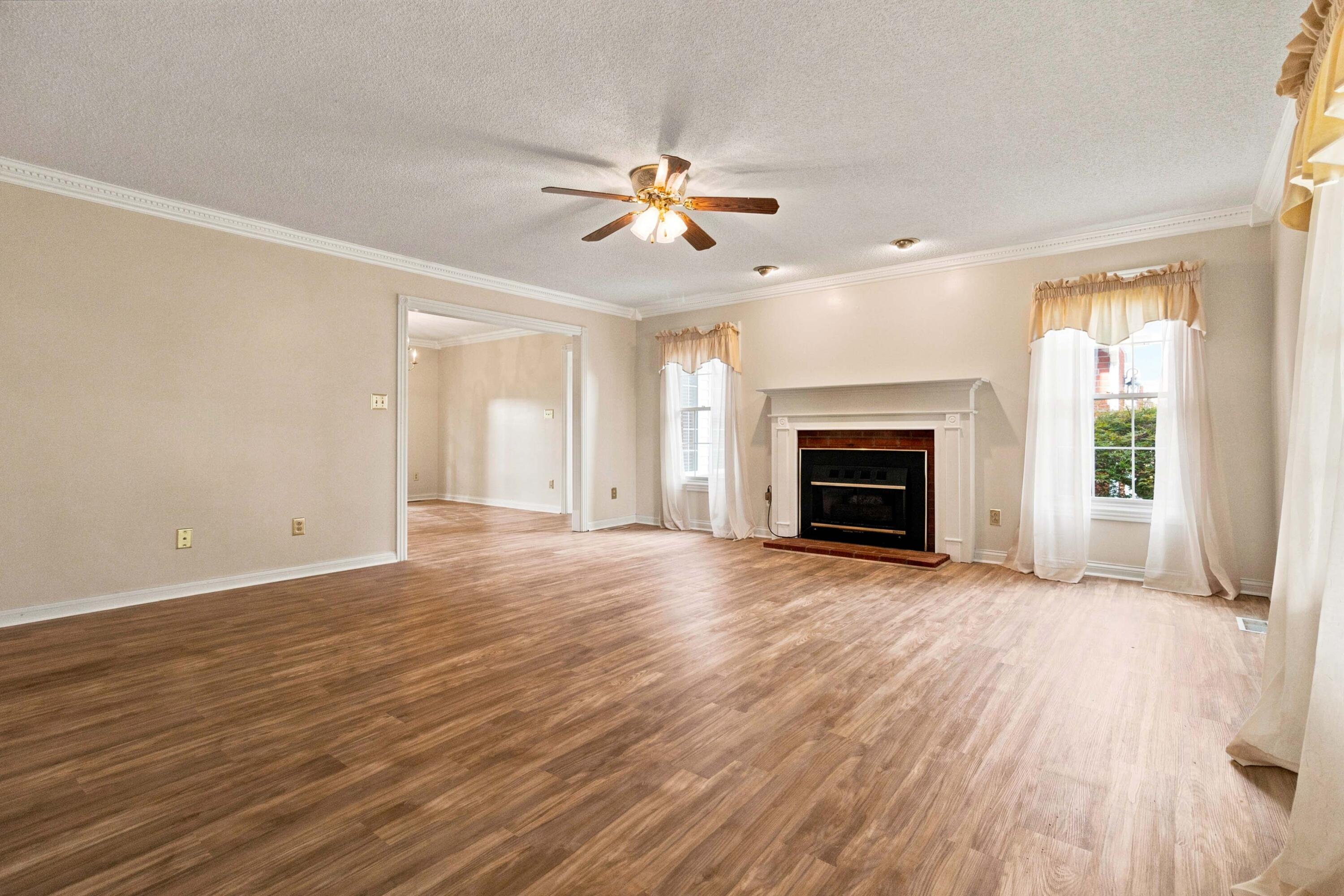500 Natures Pointe Drive Property Photo 14