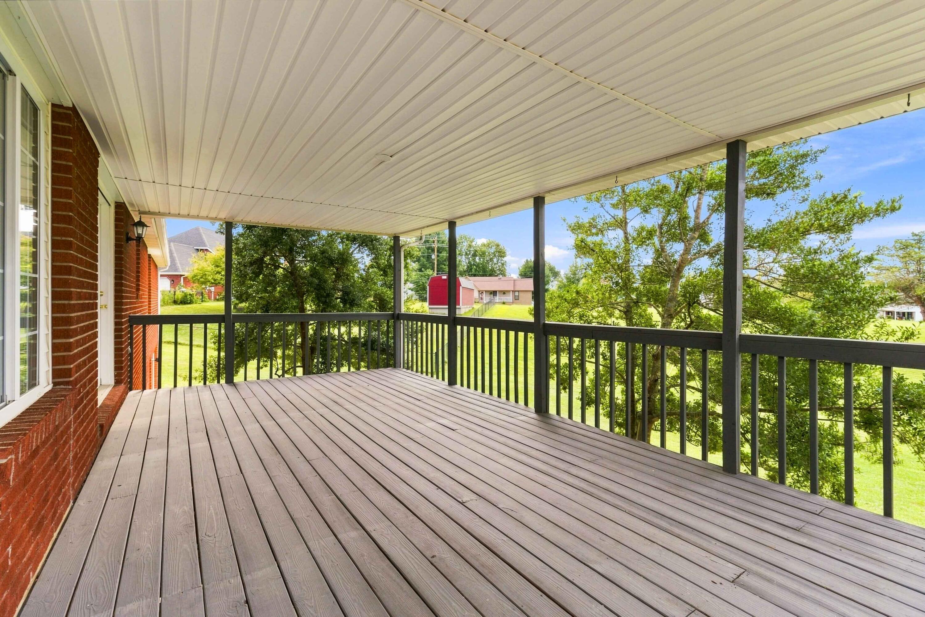 500 Natures Pointe Drive Property Photo 31