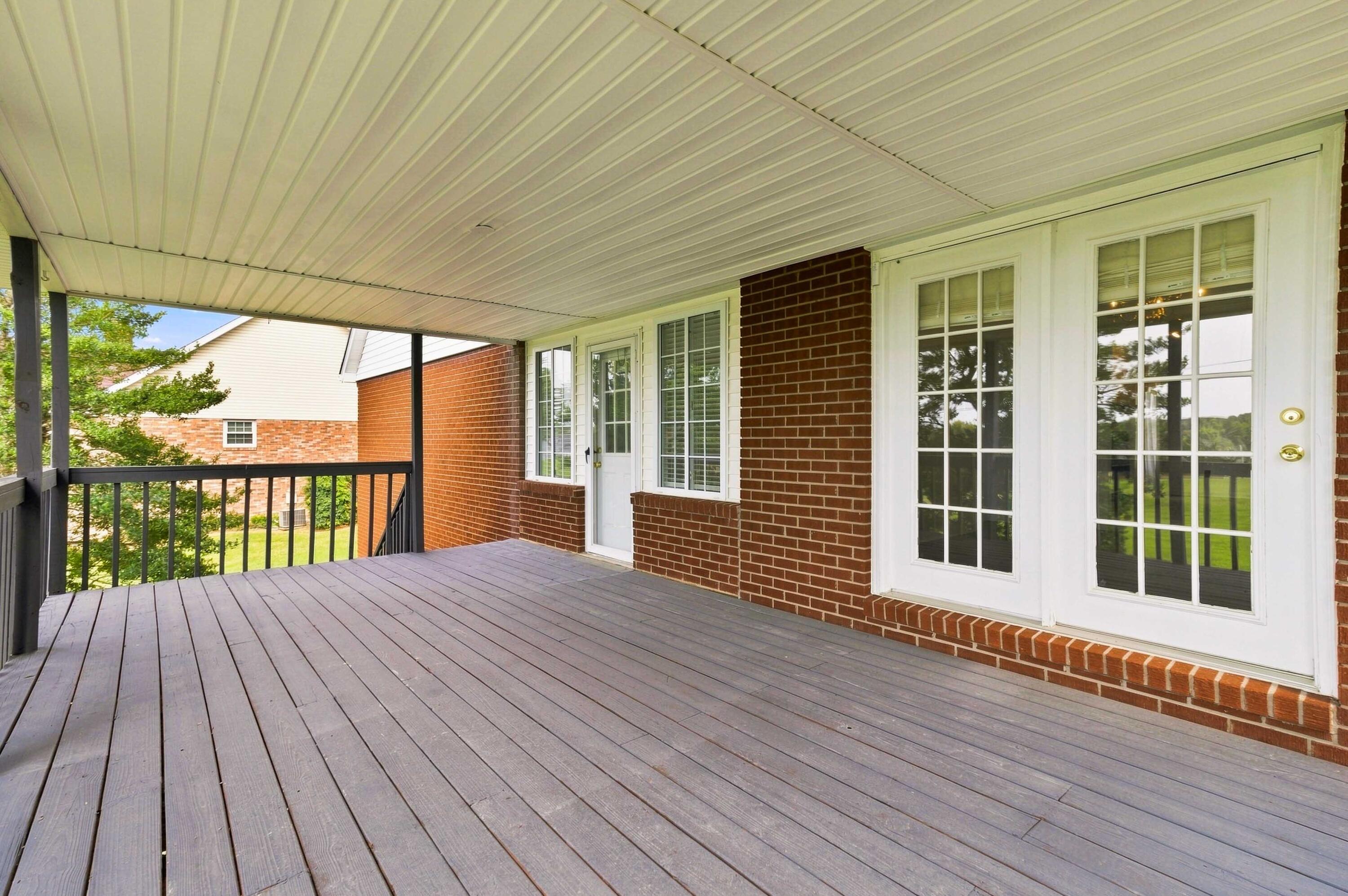 500 Natures Pointe Drive Property Photo 33