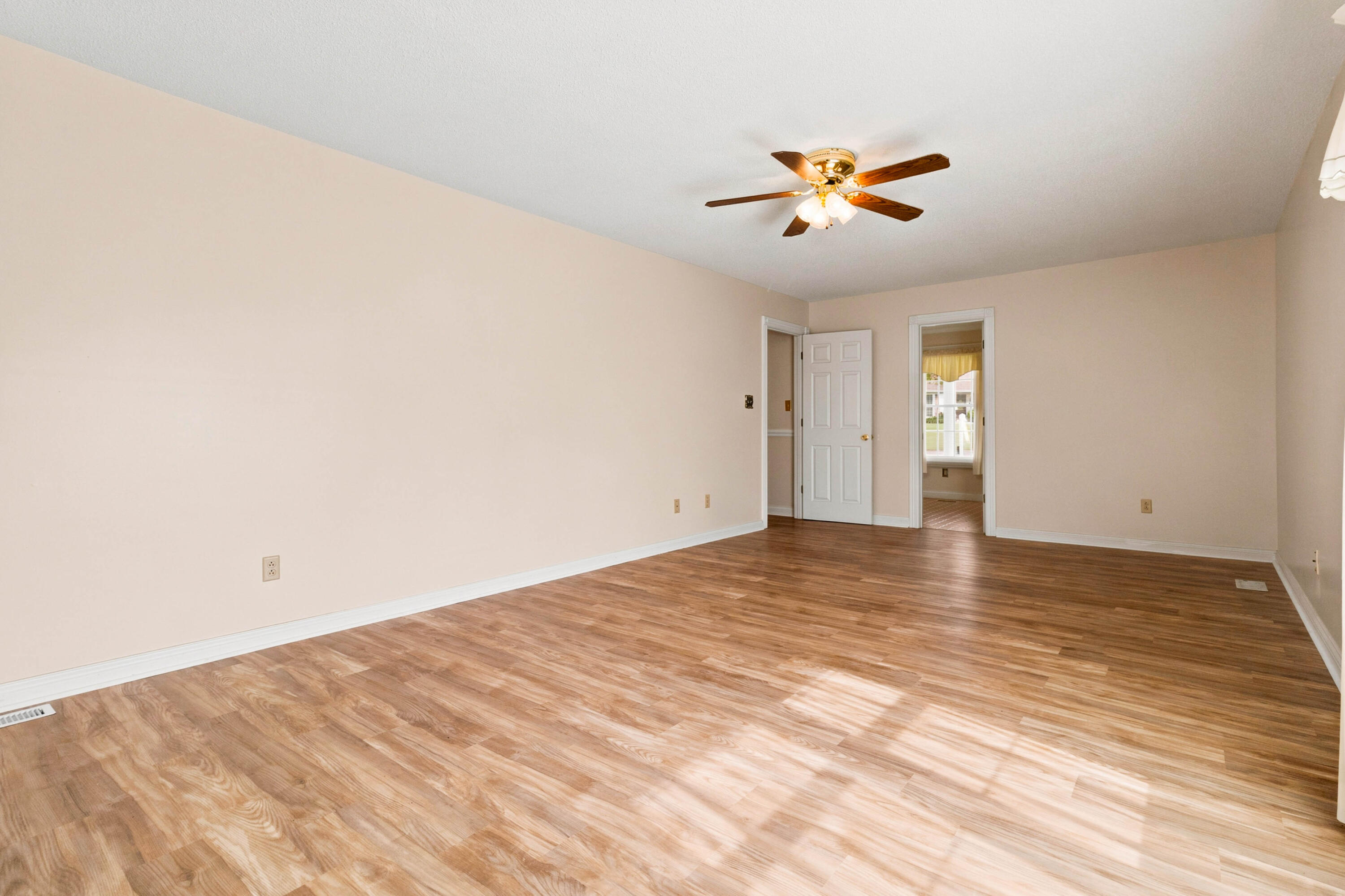 500 Natures Pointe Drive Property Photo 37